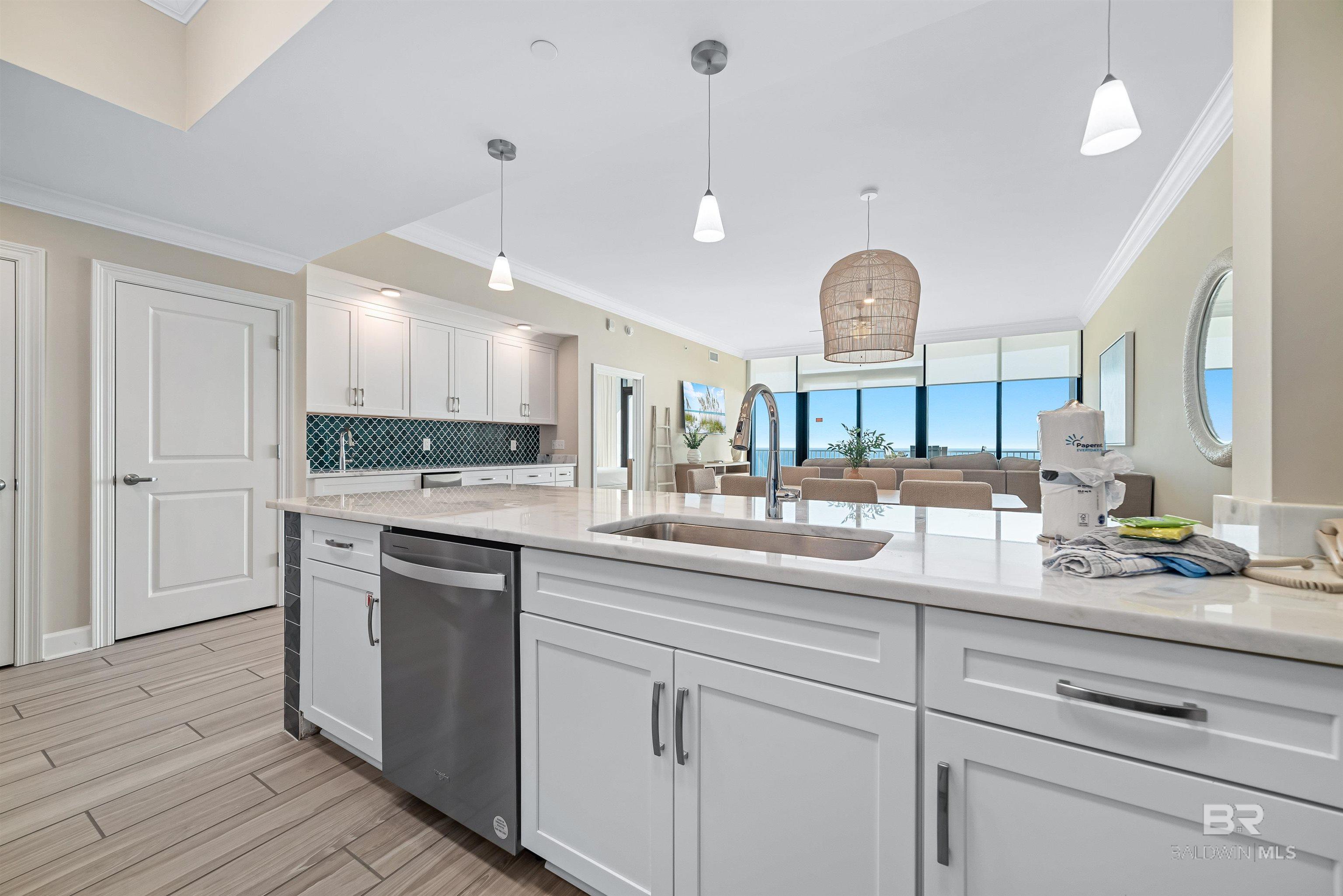 533 E Beach Boulevard UNIT 904, Gulf Shores, AL, 36542