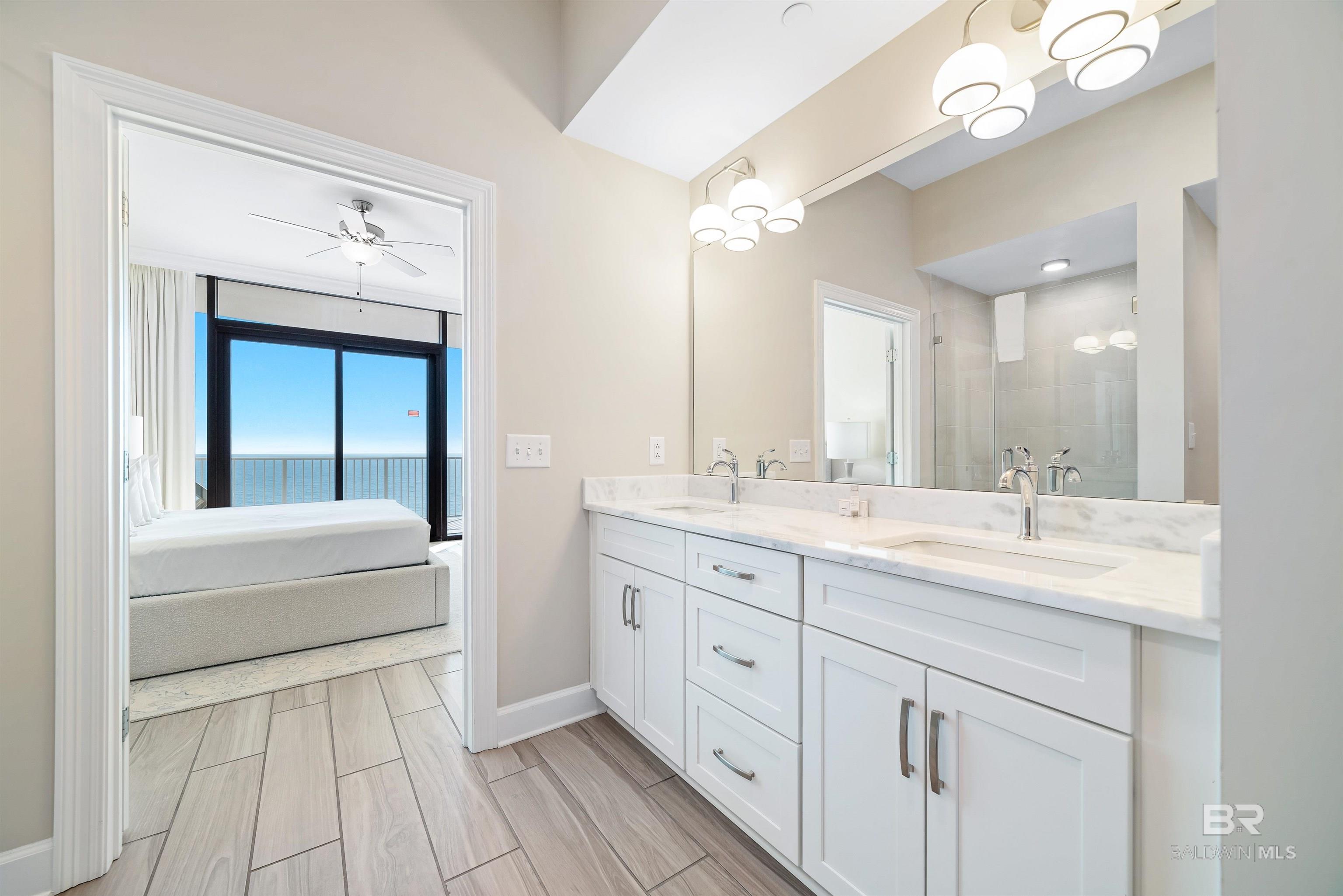 533 E Beach Boulevard UNIT 904, Gulf Shores, AL, 36542