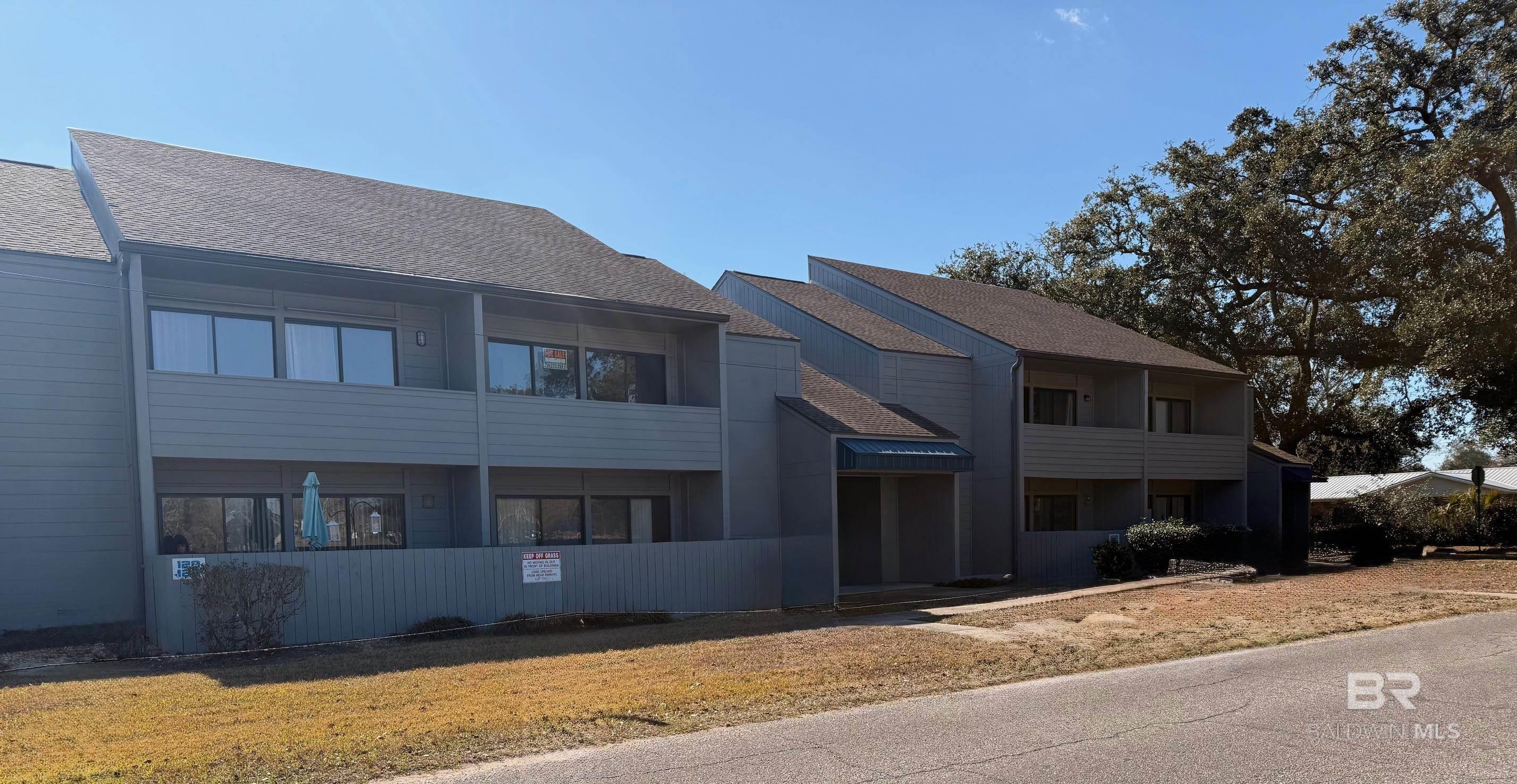 132 W Satsuma Avenue #132