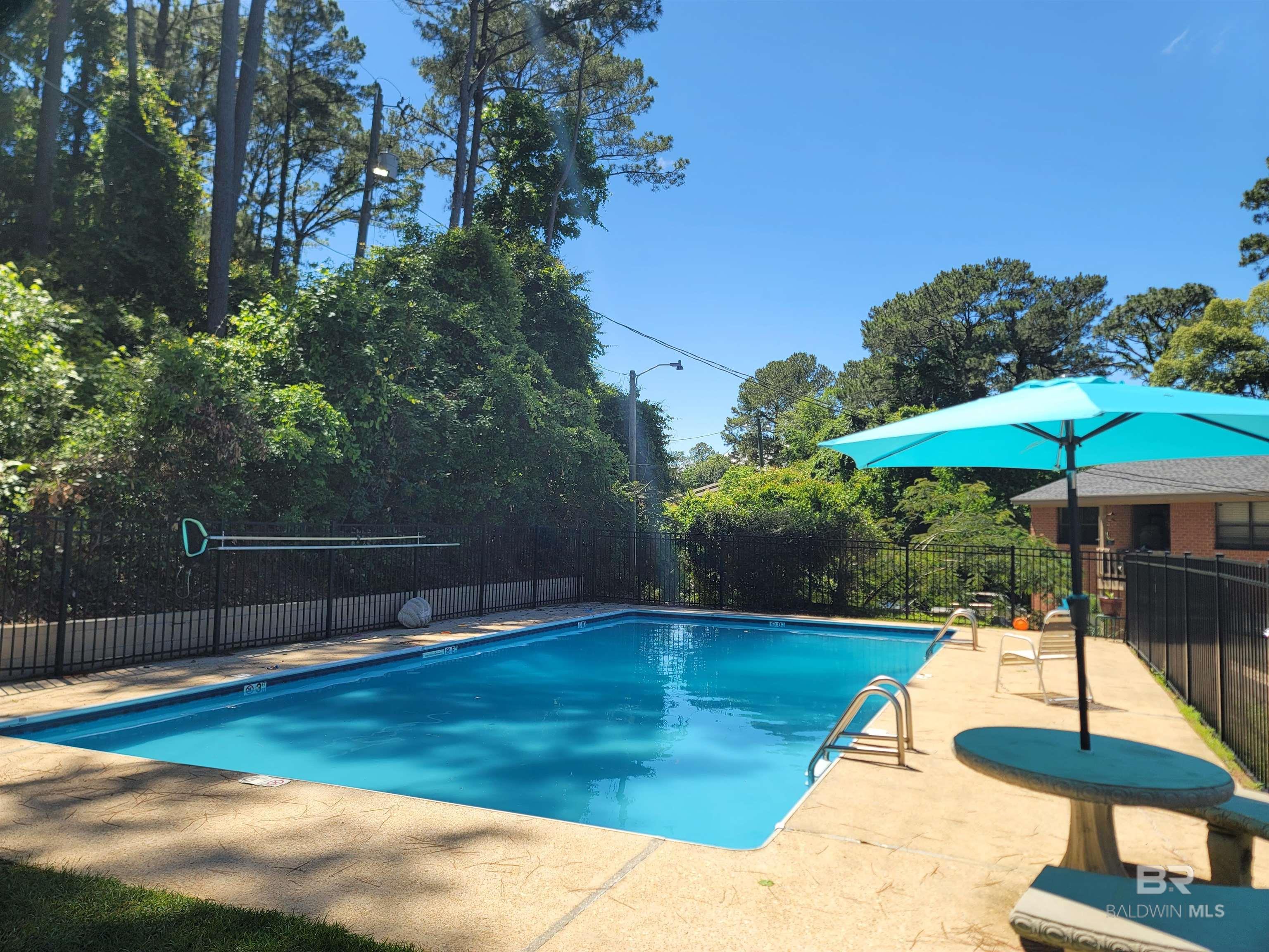 512 Lake Forest Boulevard UNIT 125g, Daphne, AL, 36526