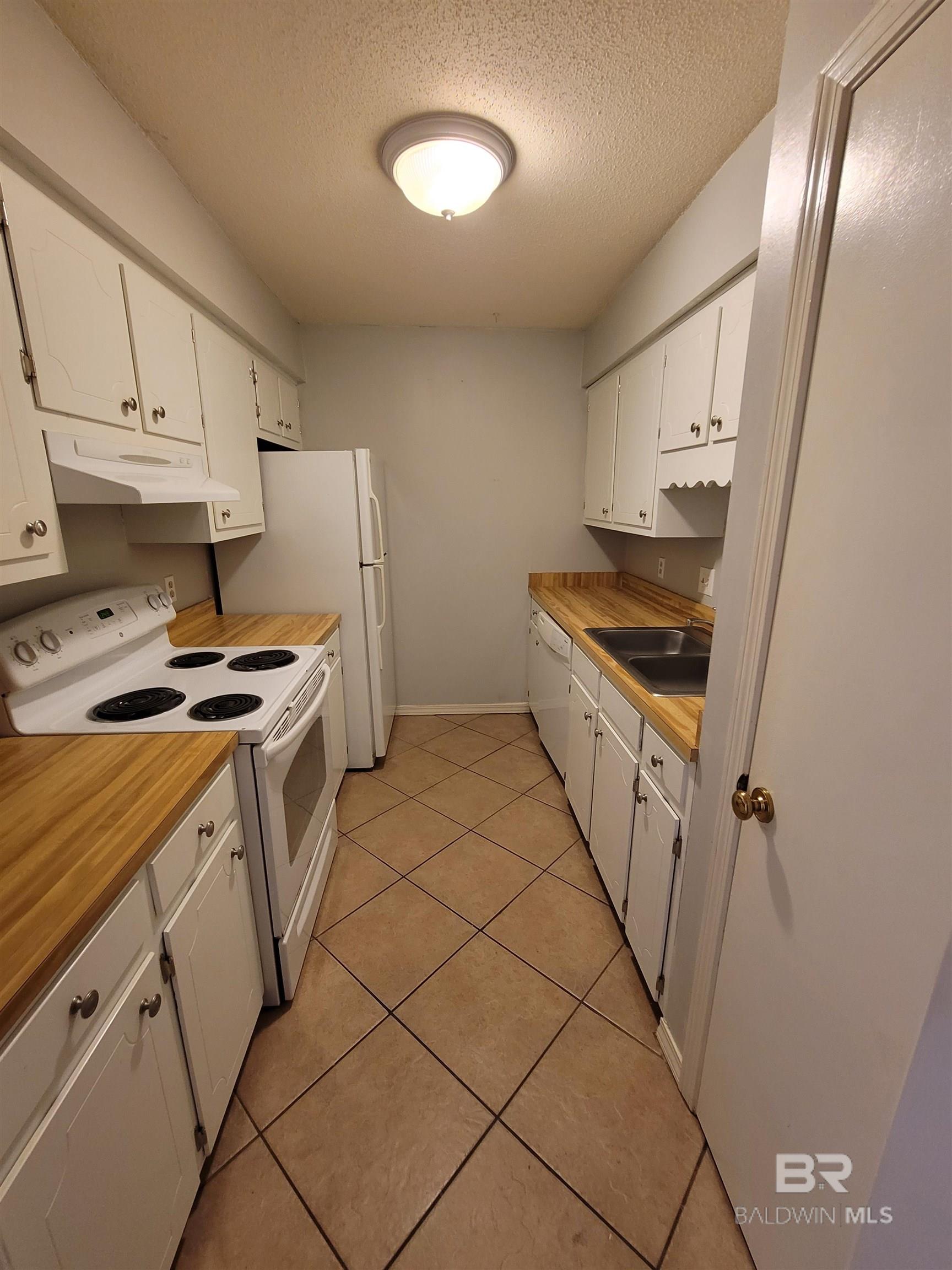 512 Lake Forest Boulevard UNIT 125g, Daphne, AL, 36526