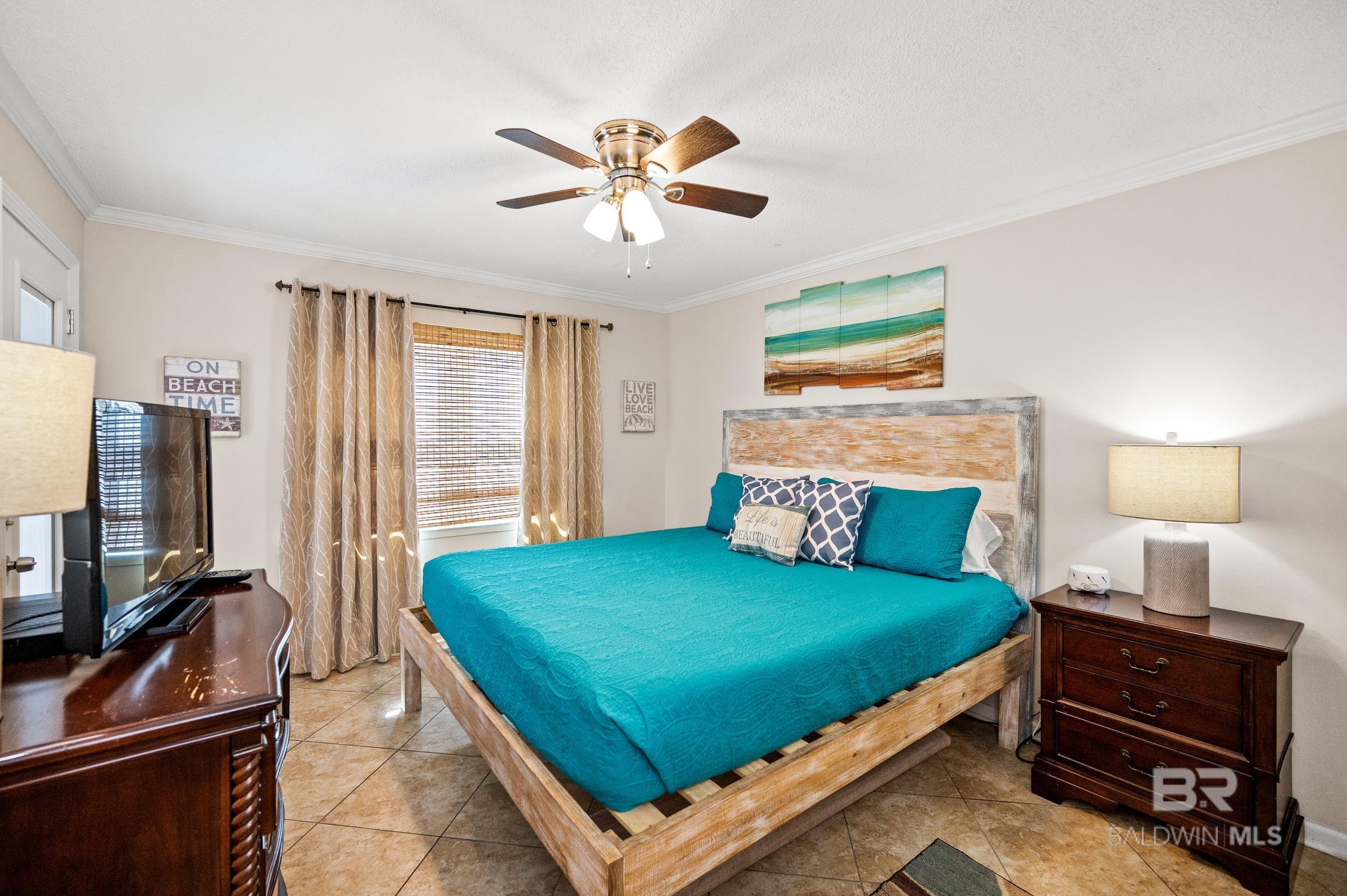 913 W Beach Boulevard UNIT b33, Gulf Shores, AL, 36542