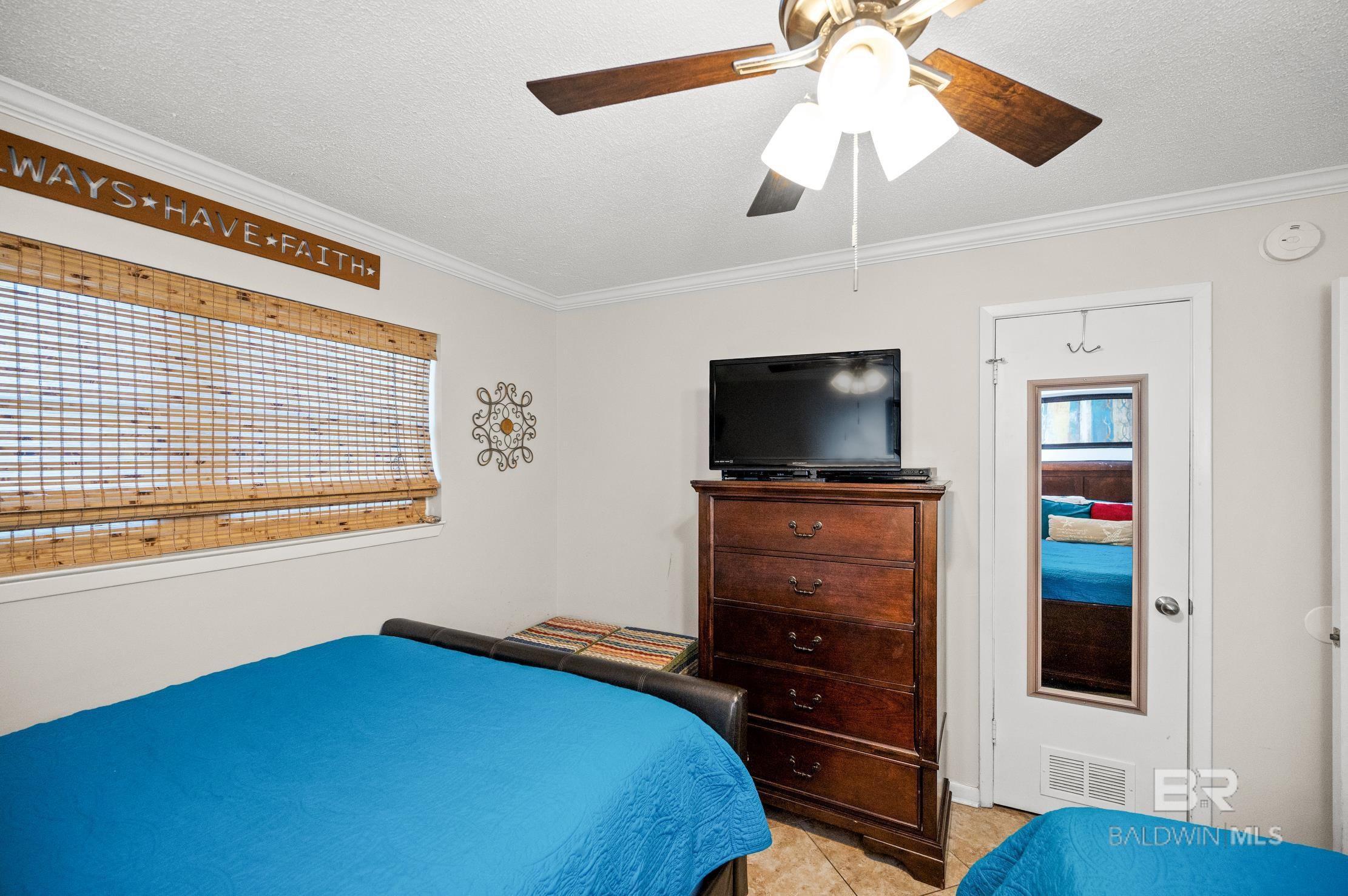 913 W Beach Boulevard UNIT b33, Gulf Shores, AL, 36542