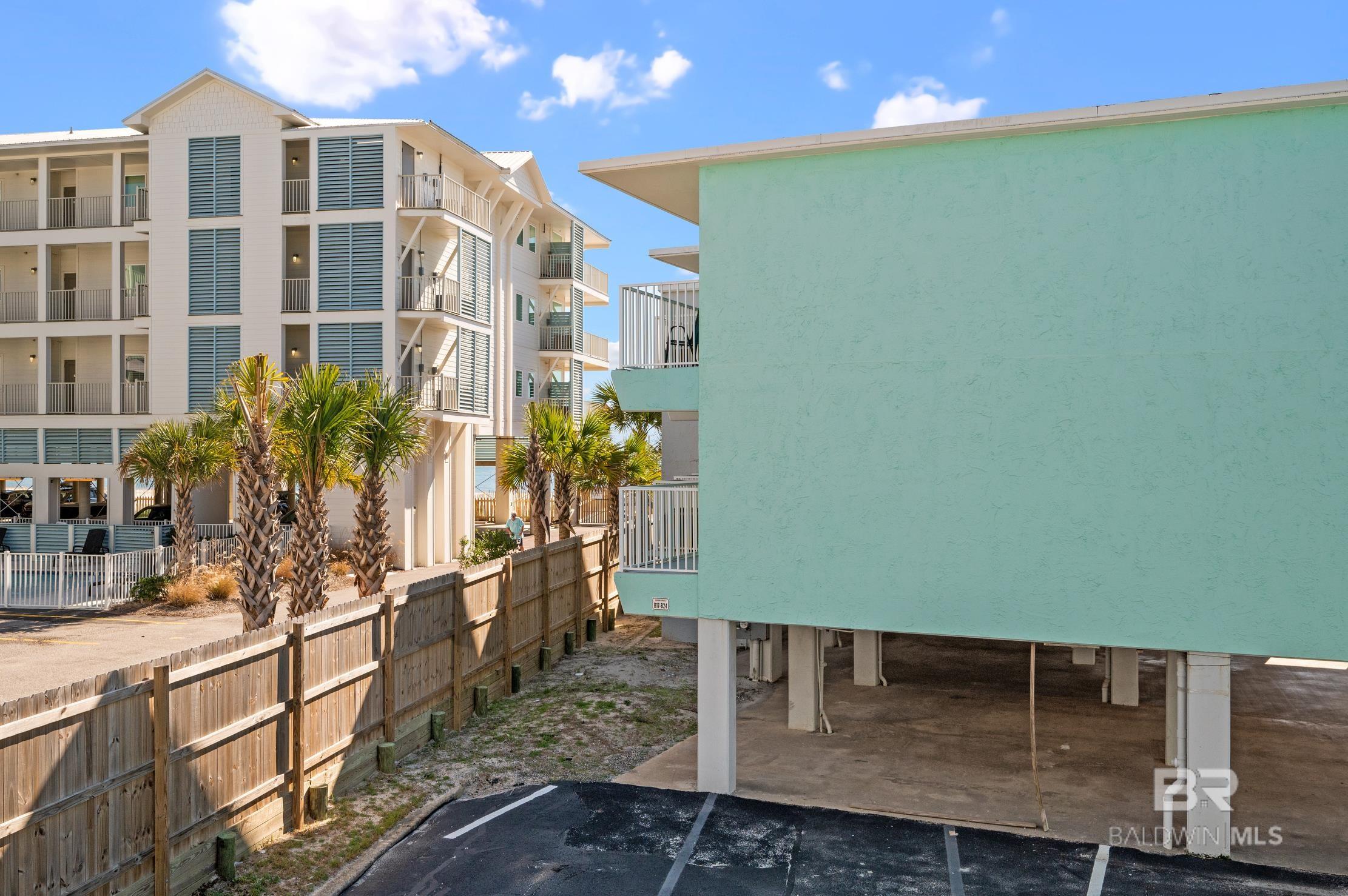 913 W Beach Boulevard UNIT b33, Gulf Shores, AL, 36542