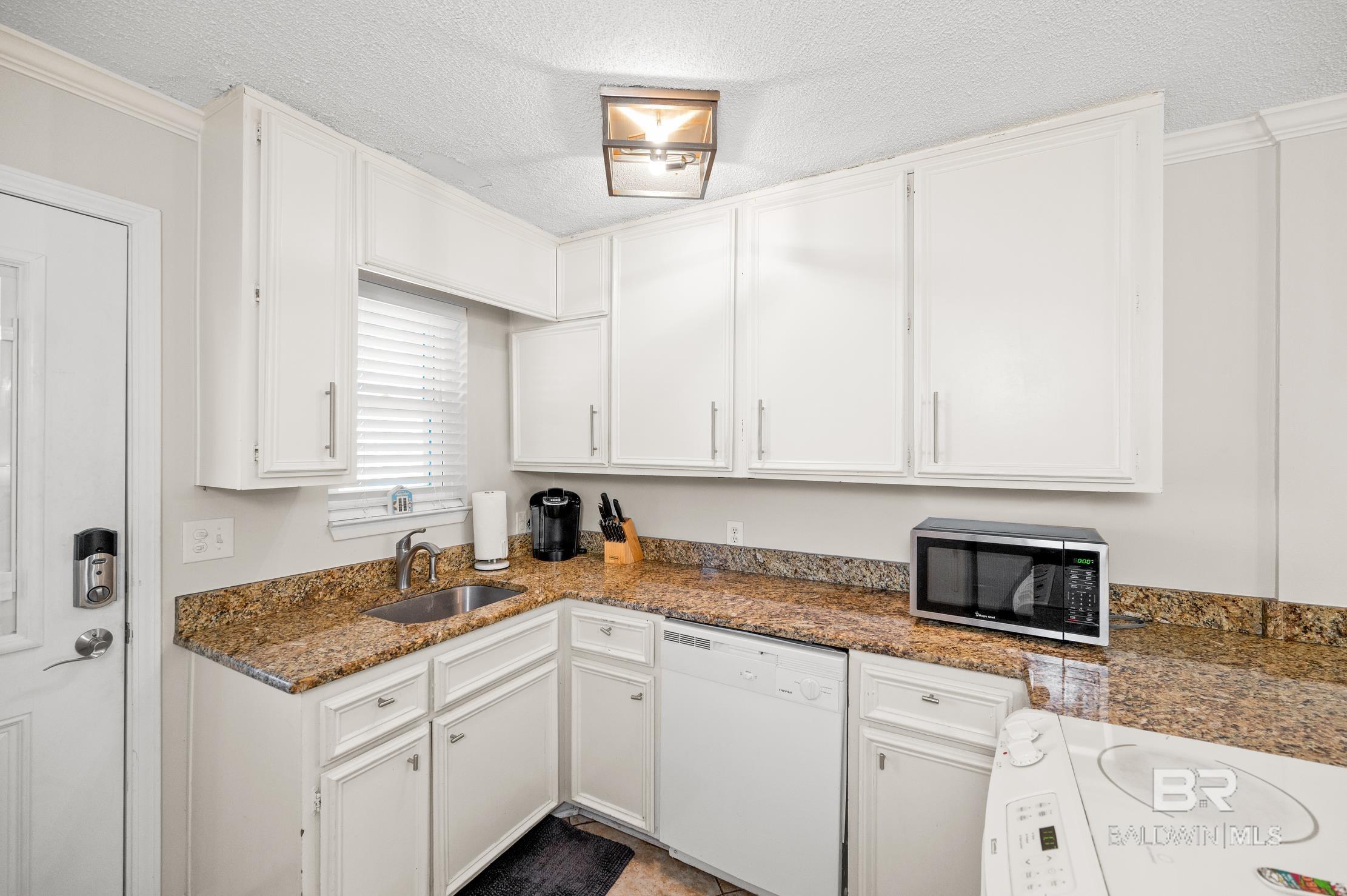 913 W Beach Boulevard UNIT b33, Gulf Shores, AL, 36542