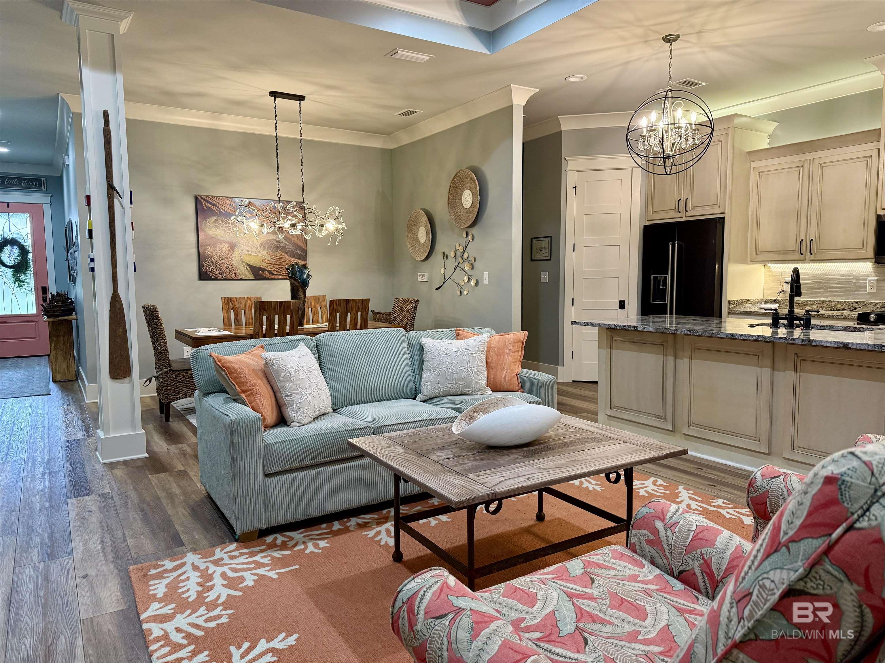 https://zimg.paragon.ice.com/ParagonImages/Property/PG/BCAR/391157/1/0/0/c12adbe60c513ac94b26927ba473fc87/7/b92f573e6fe41e5f5f1226e9aa265d16/391157-0d679760-c670-41ac-a207-a614532e403e.JPG