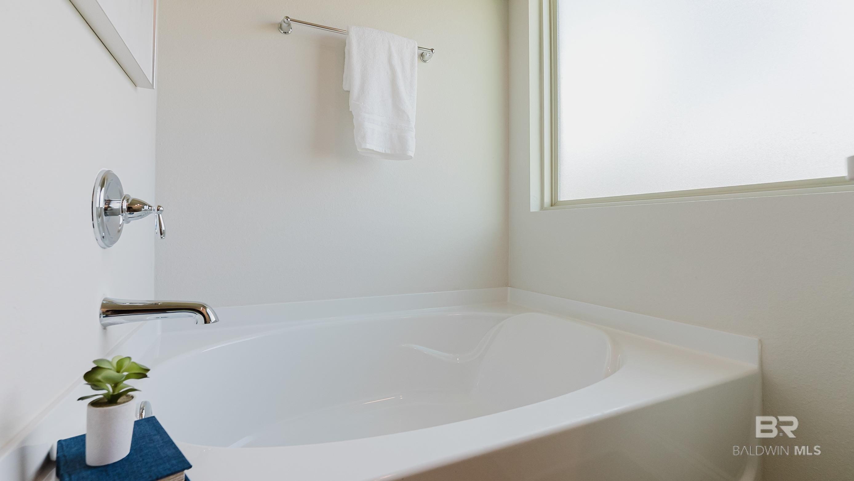 16095 Rhine Road, Fairhope, AL, 36532