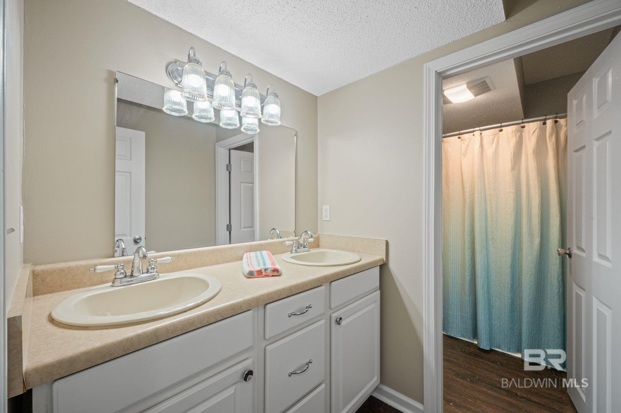 5584 Pensacola Avenue, Orange Beach, AL, 36561