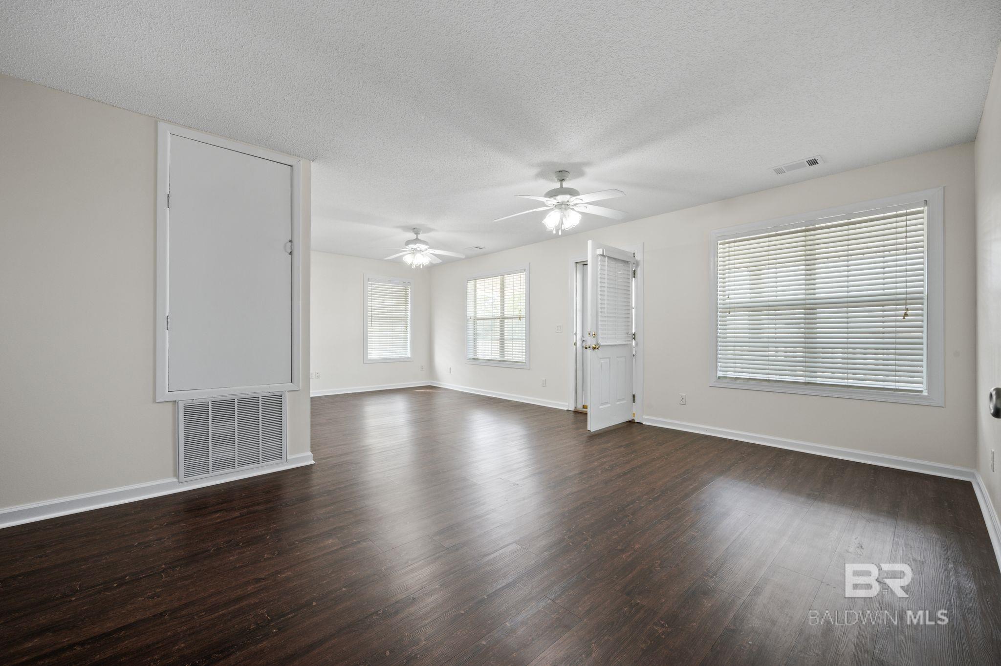 5584 Pensacola Avenue, Orange Beach, AL, 36561
