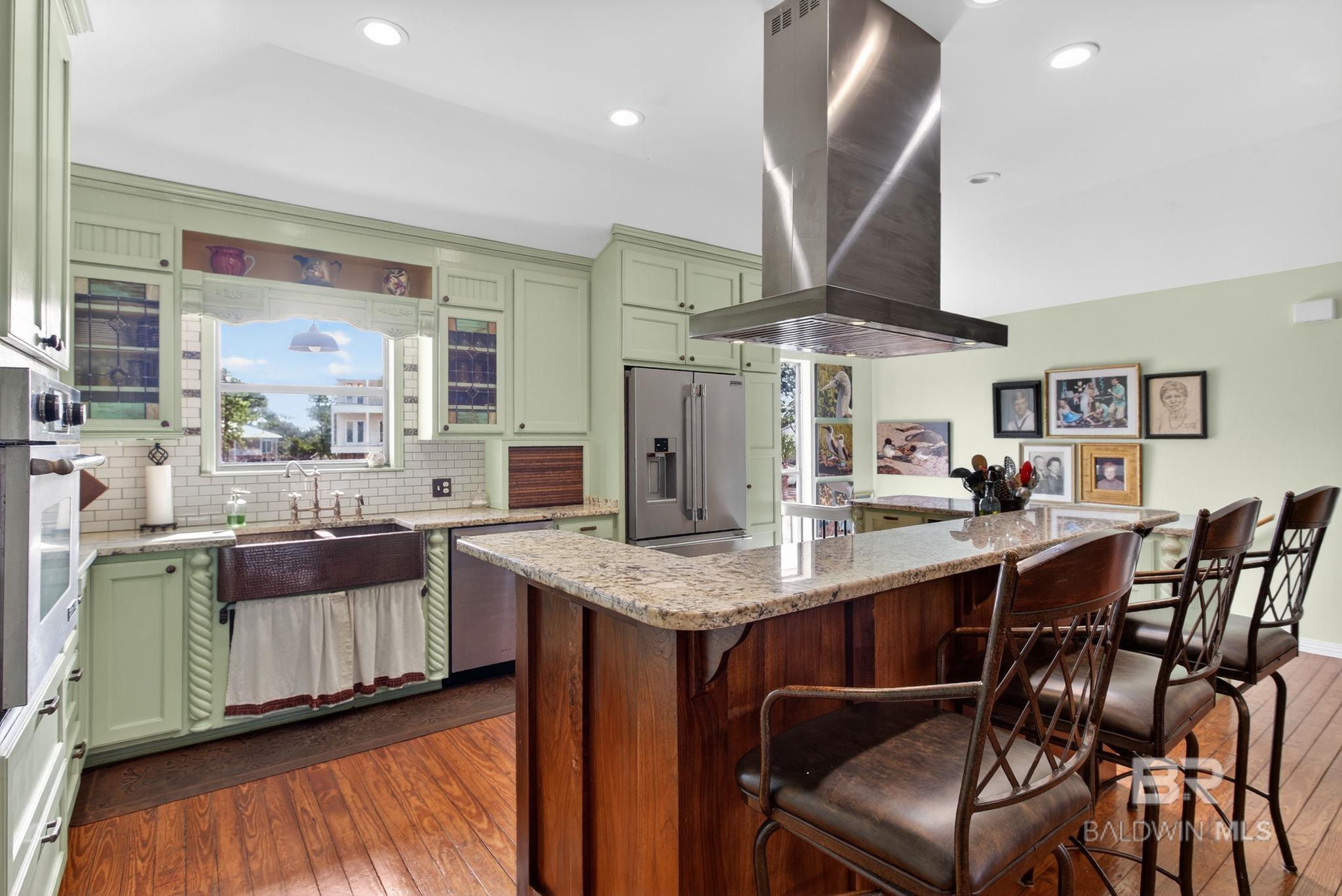 26563 Carondelette Drive, Orange Beach, AL, 36561