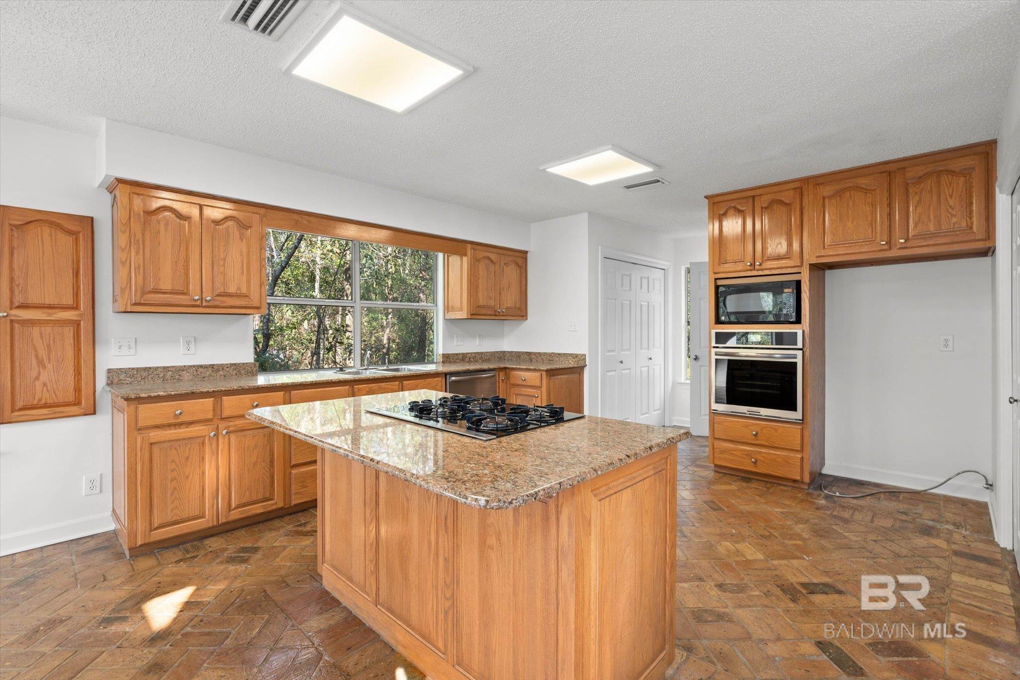 3847 Riviere Du Chien, Mobile, AL, 36693