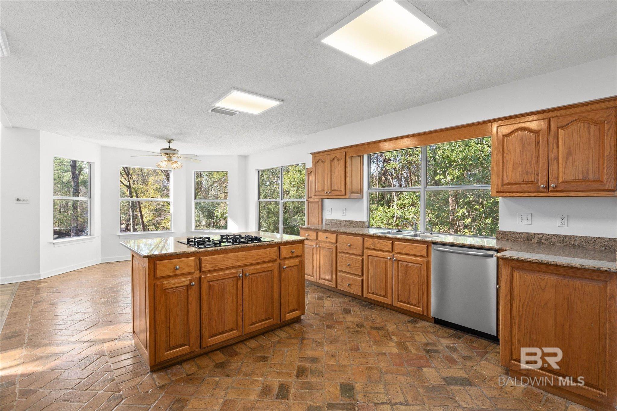 3847 Riviere Du Chien, Mobile, AL, 36693