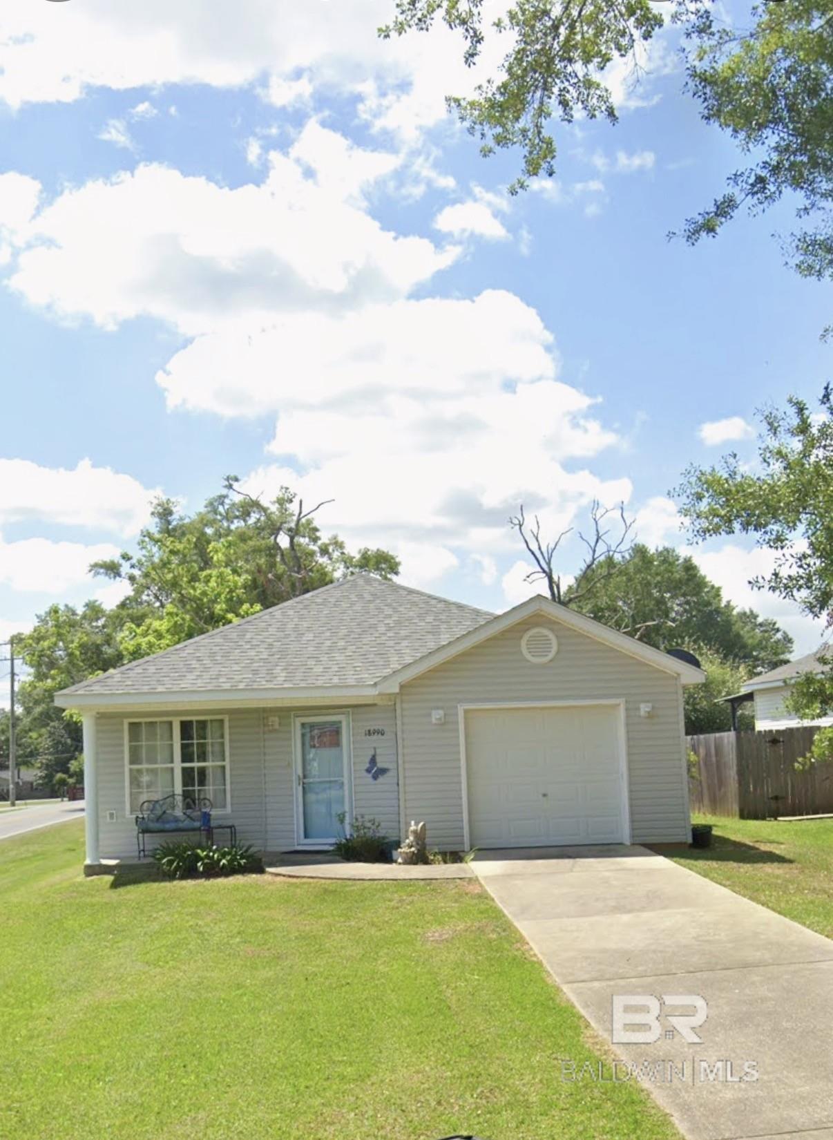 18990 E Hammond Street, Robertsdale, AL, 36567