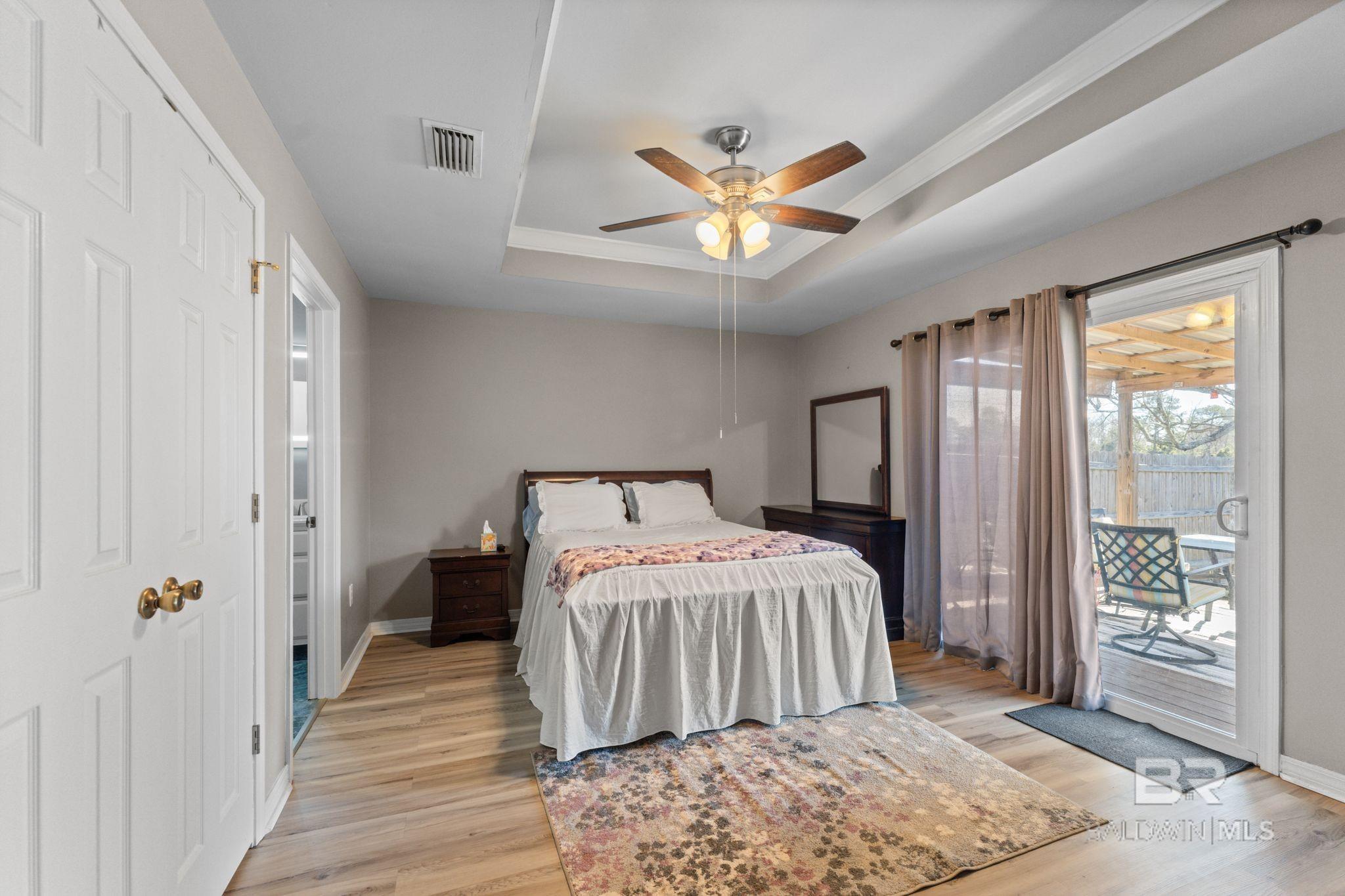 18990 E Hammond Street, Robertsdale, AL, 36567