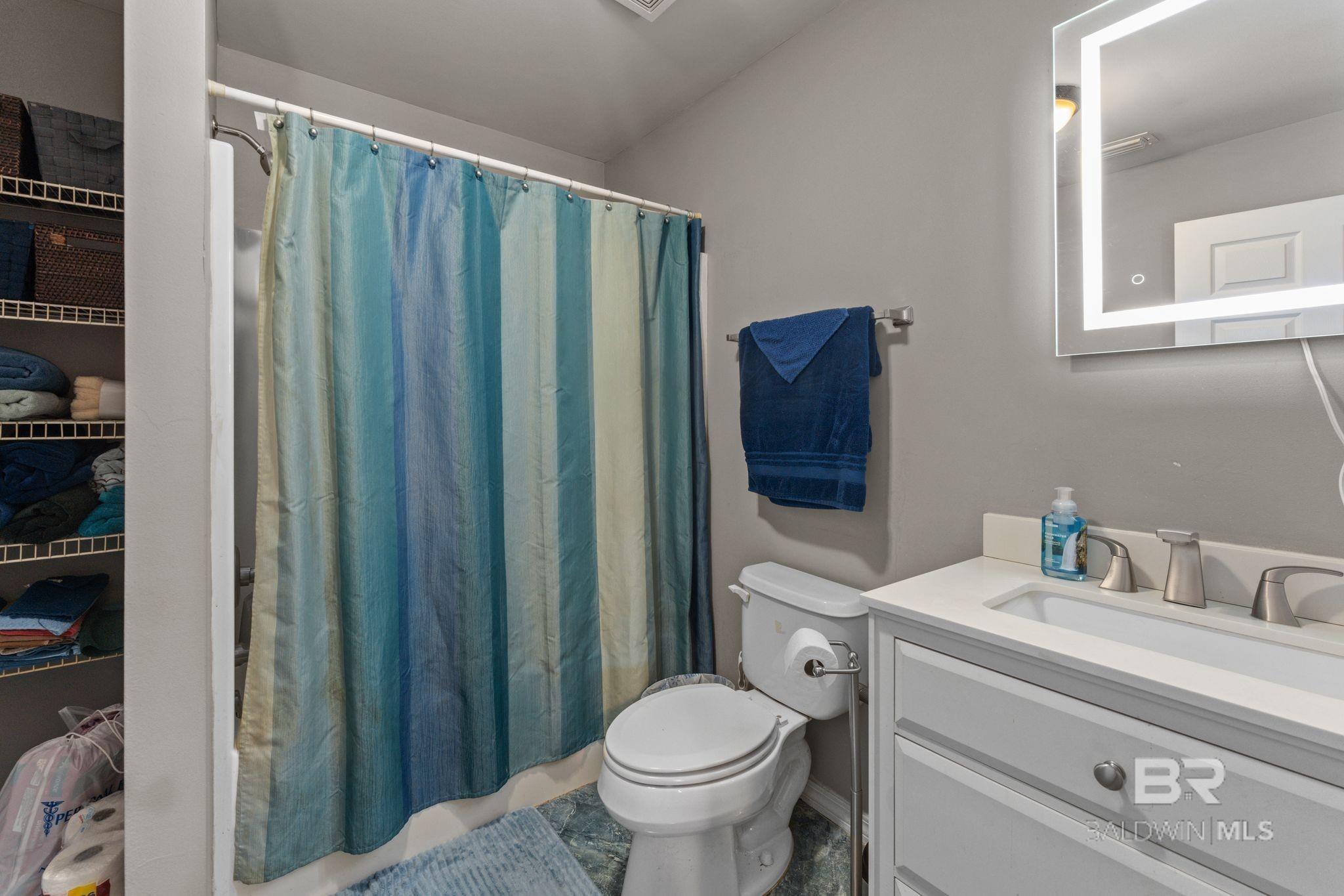 18990 E Hammond Street, Robertsdale, AL, 36567