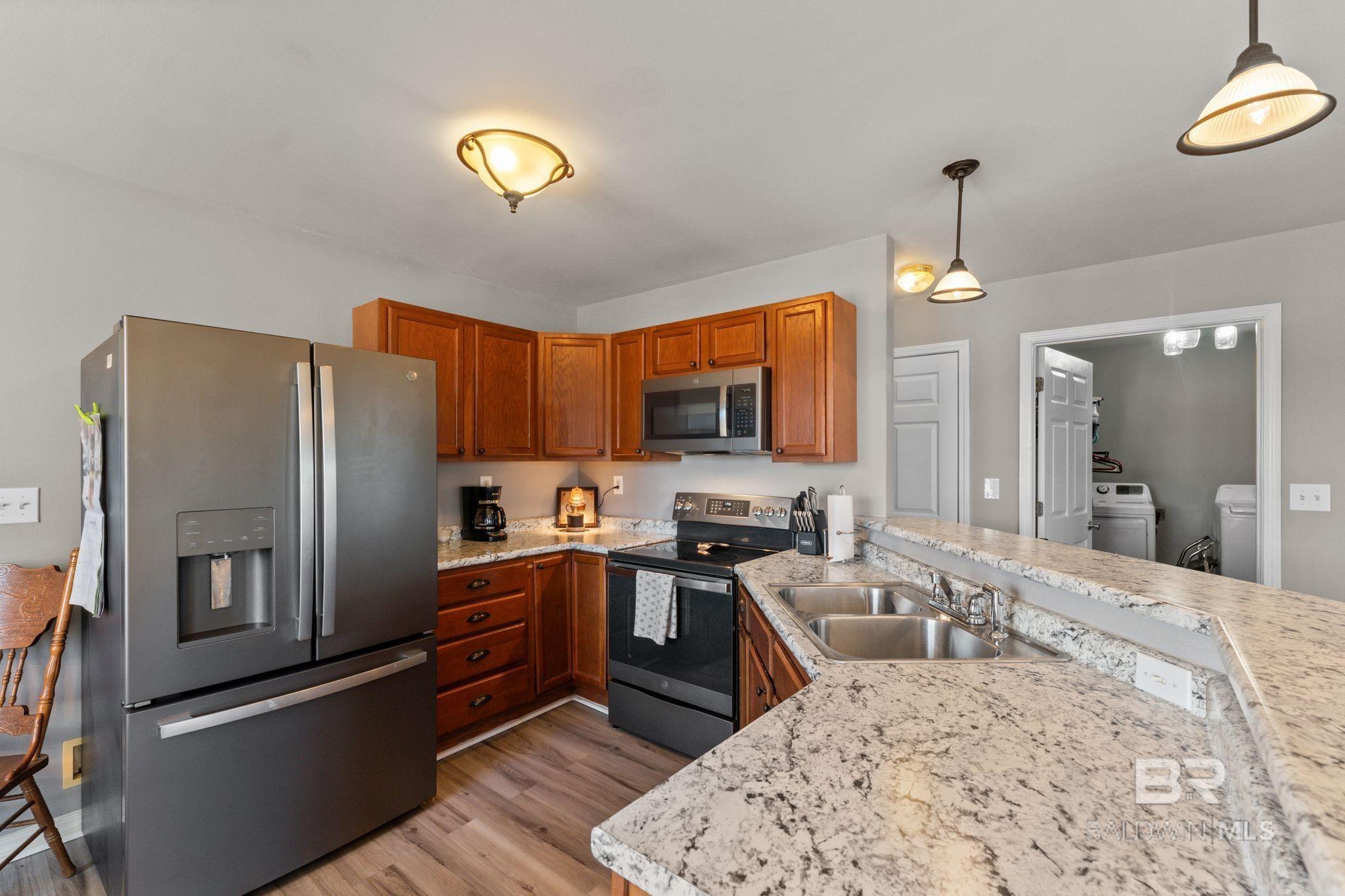 18990 E Hammond Street, Robertsdale, AL, 36567