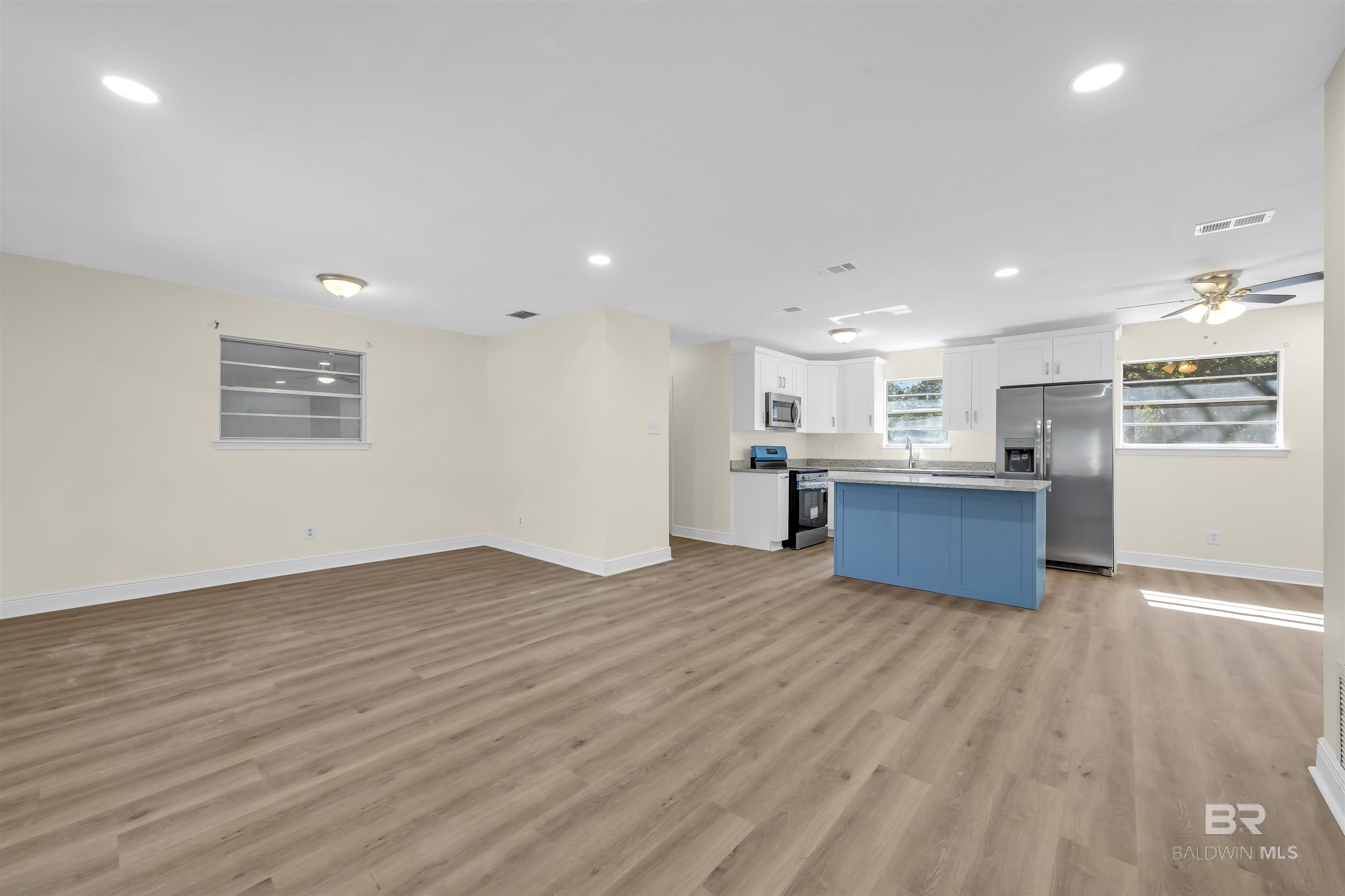 1320 Oak Street, Daphne, AL, 36526