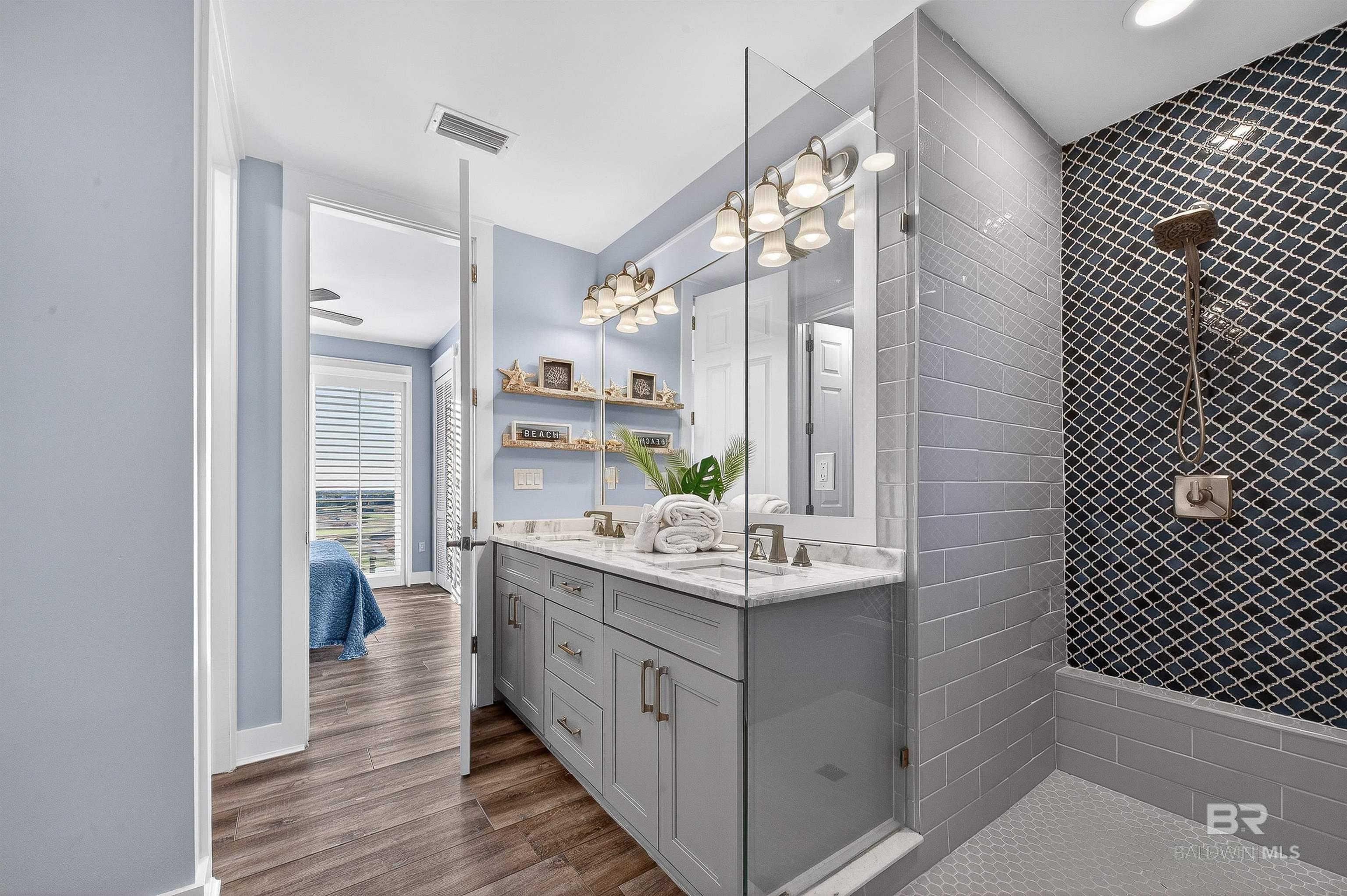  UNIT 604, Gulf Shores, AL, 36542