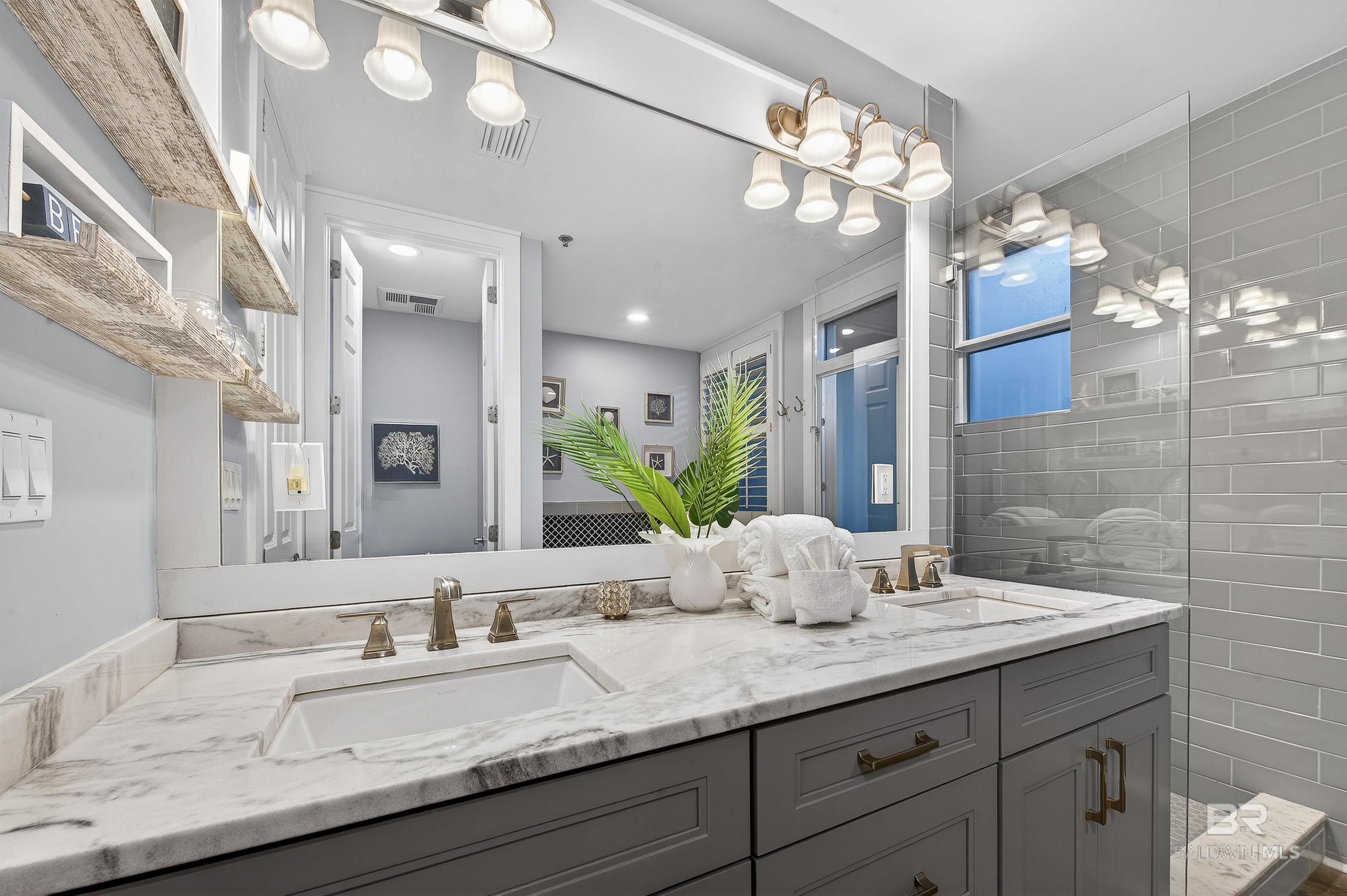  UNIT 604, Gulf Shores, AL, 36542