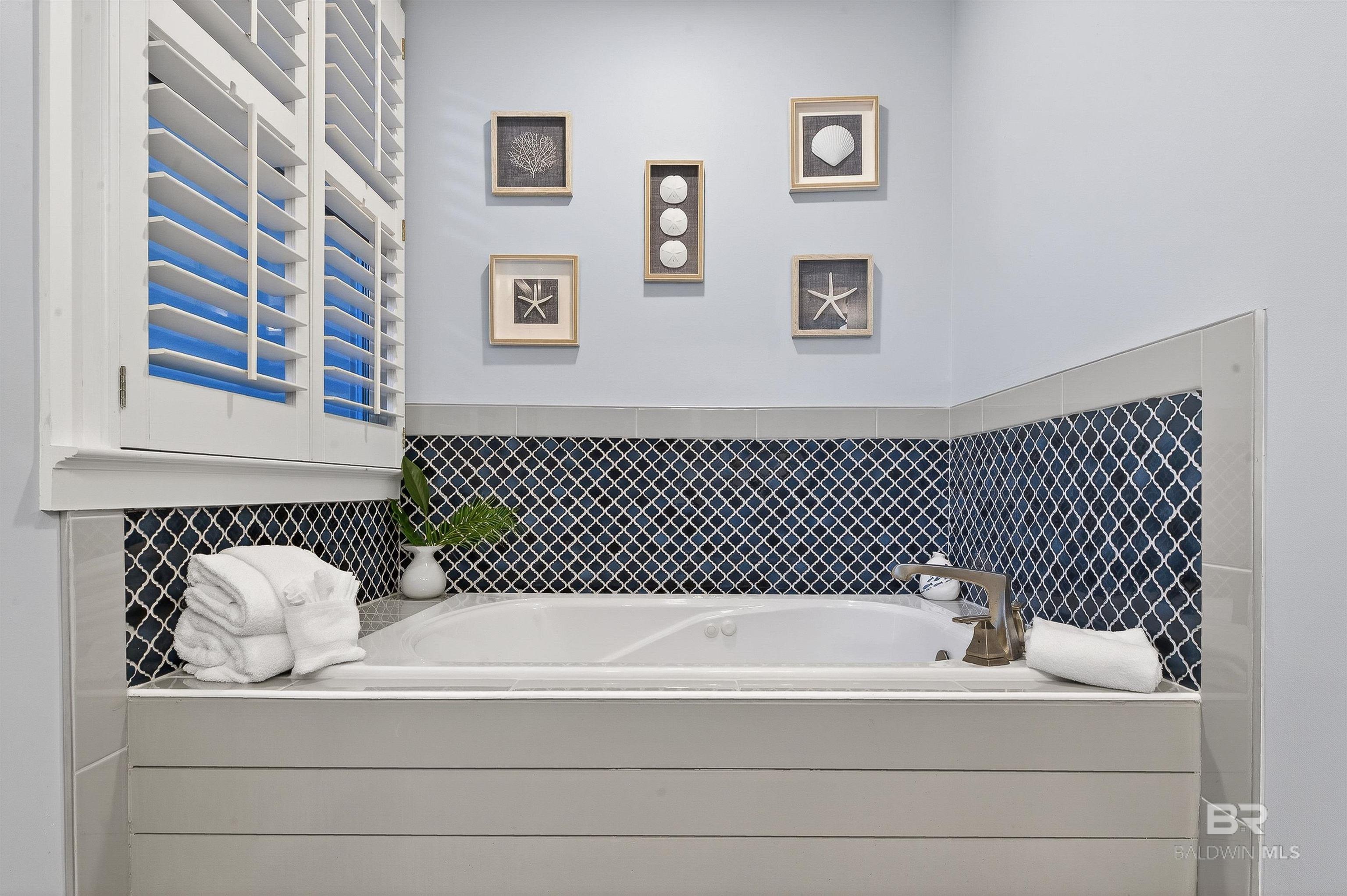  UNIT 604, Gulf Shores, AL, 36542