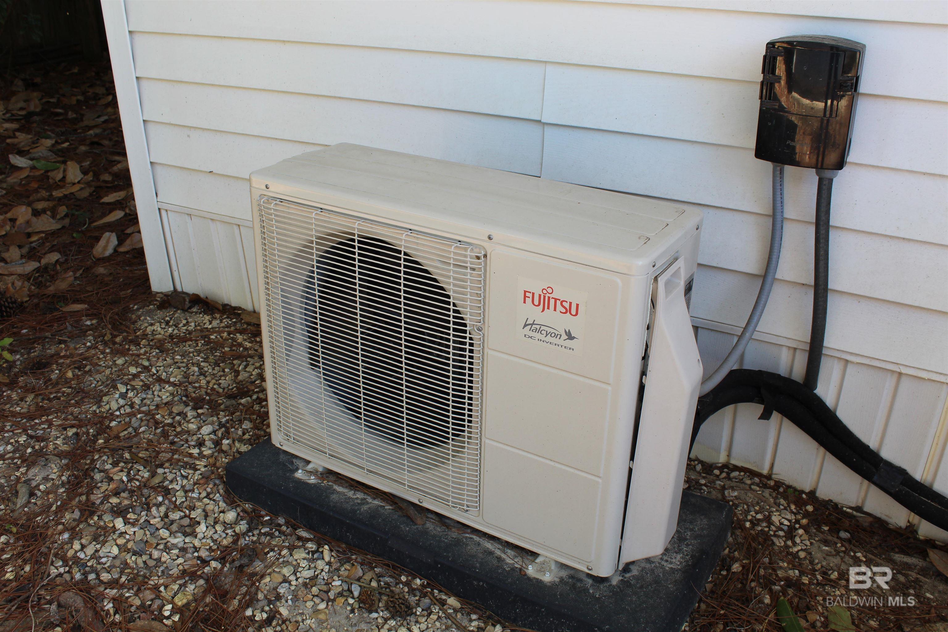 1326 Ridgewood Drive, Lillian, AL, 36549