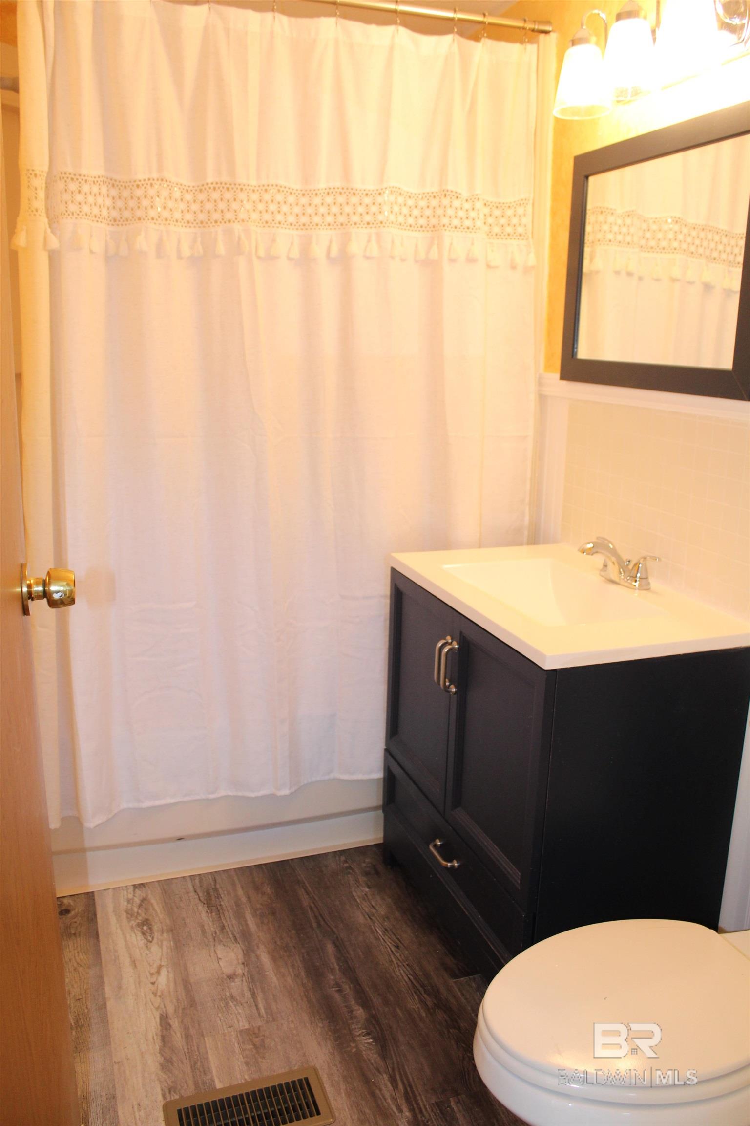 1326 Ridgewood Drive, Lillian, AL, 36549