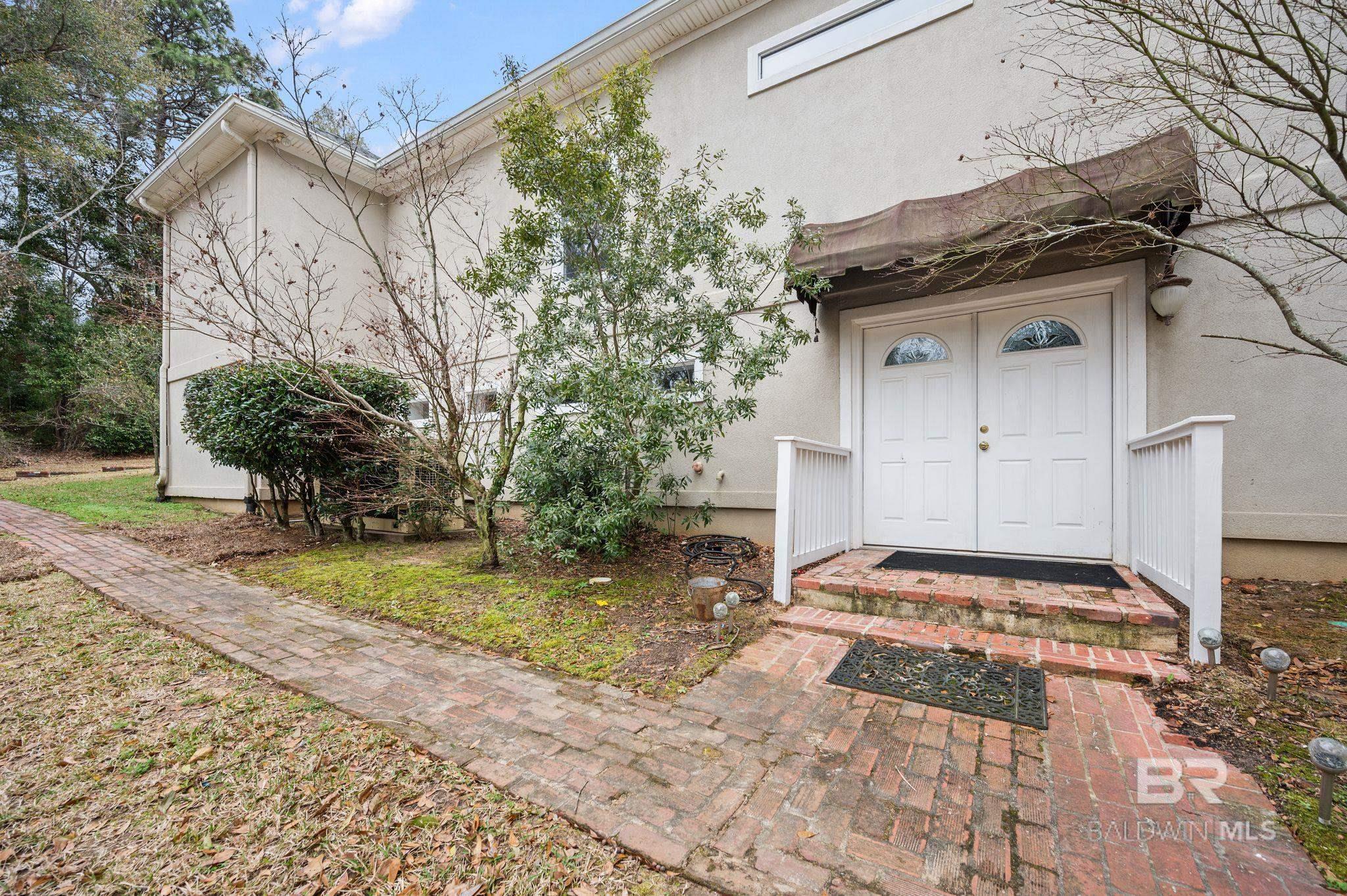 https://zimg.paragon.ice.com/ParagonImages/Property/PG/BCAR/391641/62/0/0/1b00ebcb712fef8f42834ad53fedc65c/7/da3f4877e41e2bed74463935dd4e42be/391641-96f8f049-8fa3-4f9e-a169-37ae1dede2a3.JPG