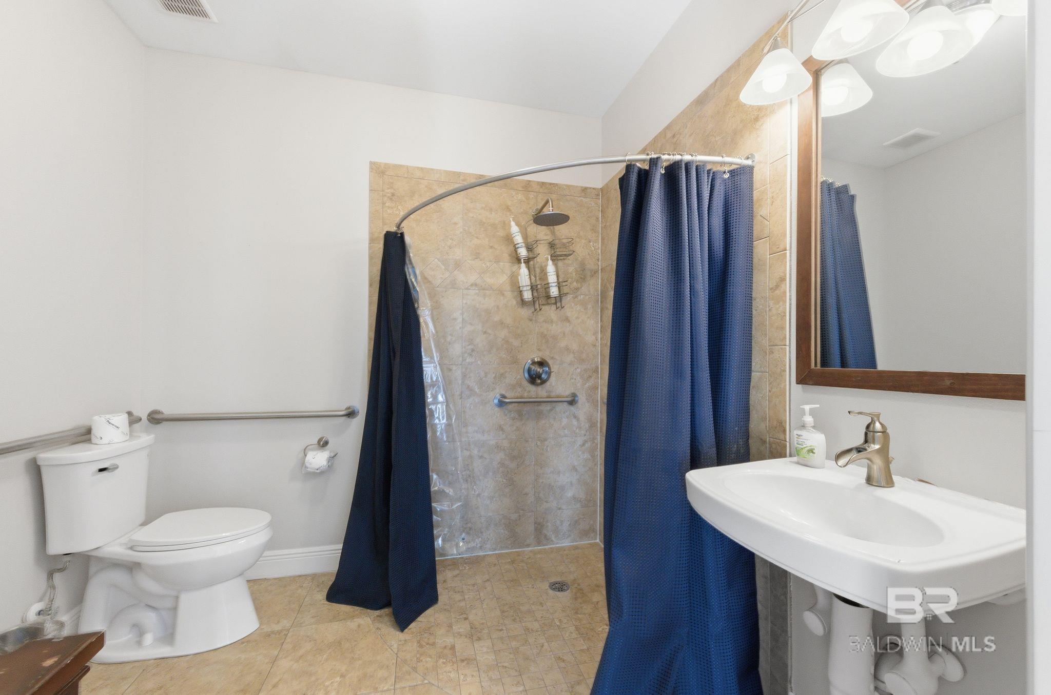 1661 WEST BEACH Boulevard, Gulf Shores, AL, 36542