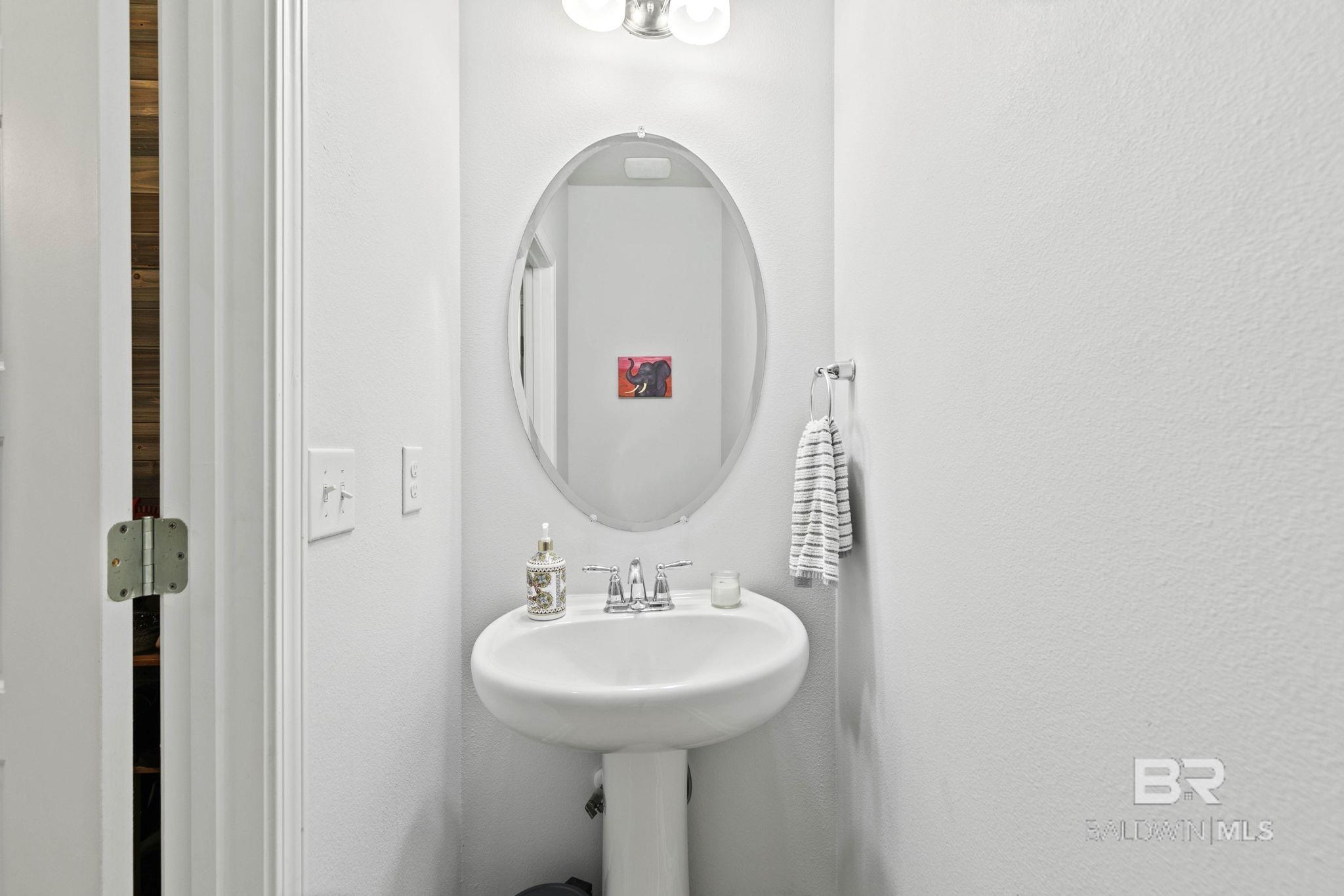 391703 | Photo 43
