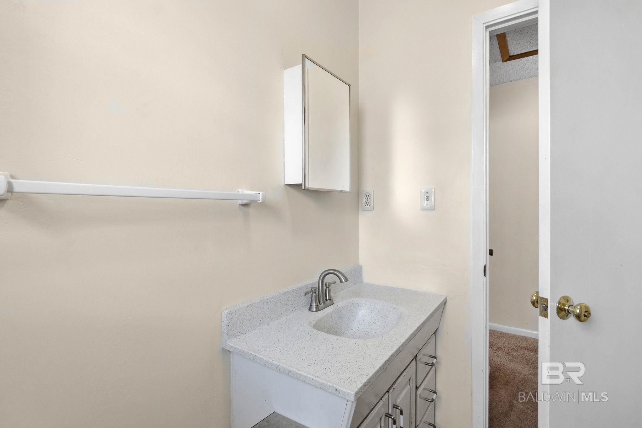 104 Thorndale Place, Atmore, AL, 36502