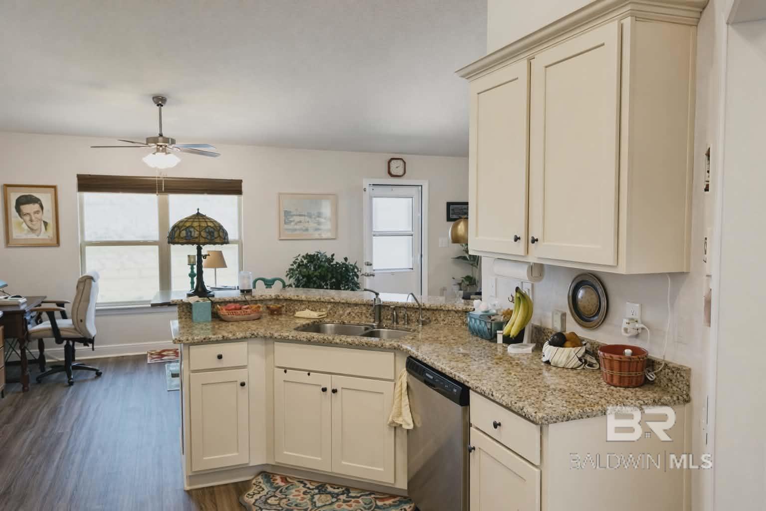 16396 Edgewater Circle, Loxley, AL, 36551