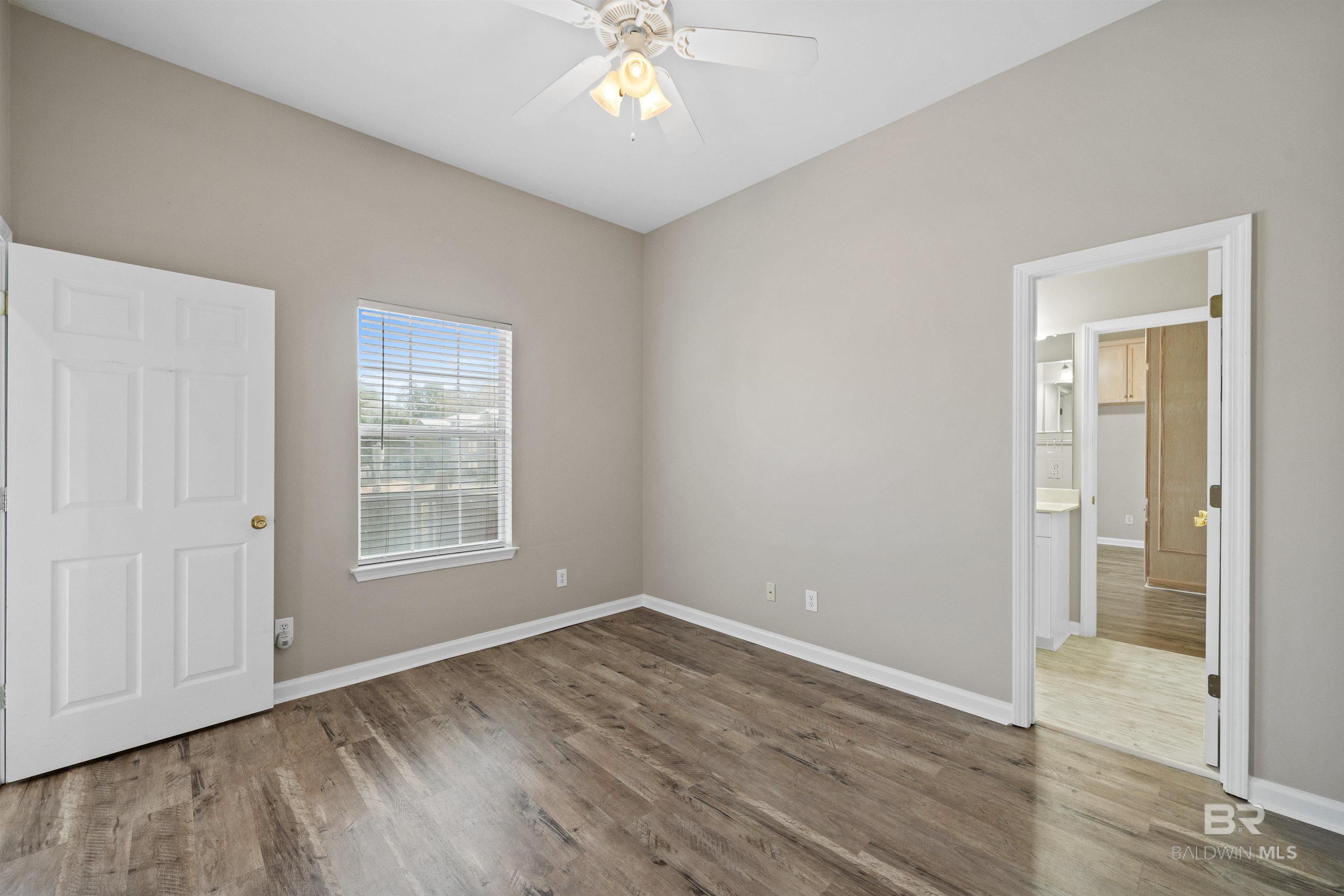 4 Yacht Club Drive UNIT 31, Daphne, AL, 36526