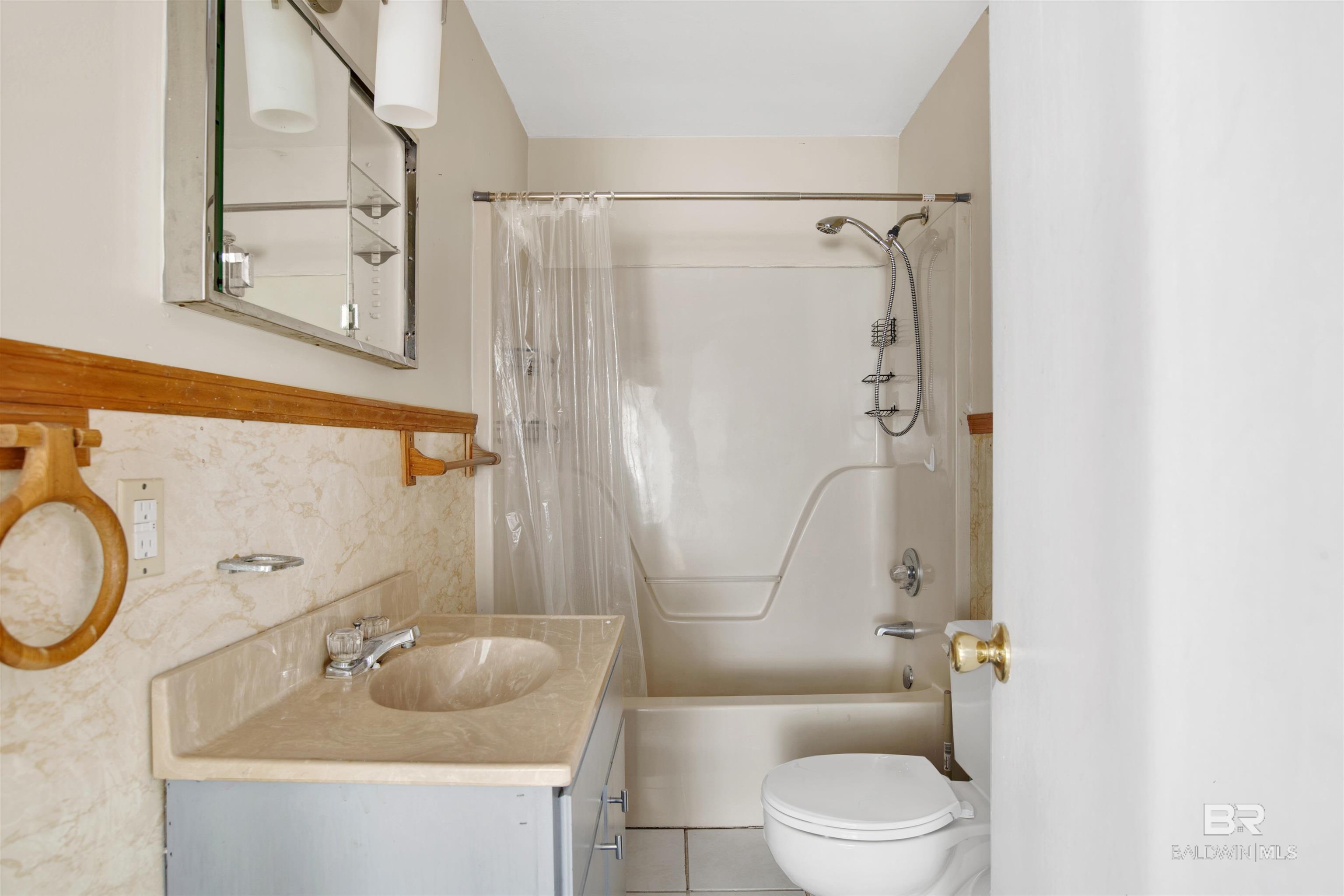 54 Nichols Avenue, Fairhope, AL, 36532