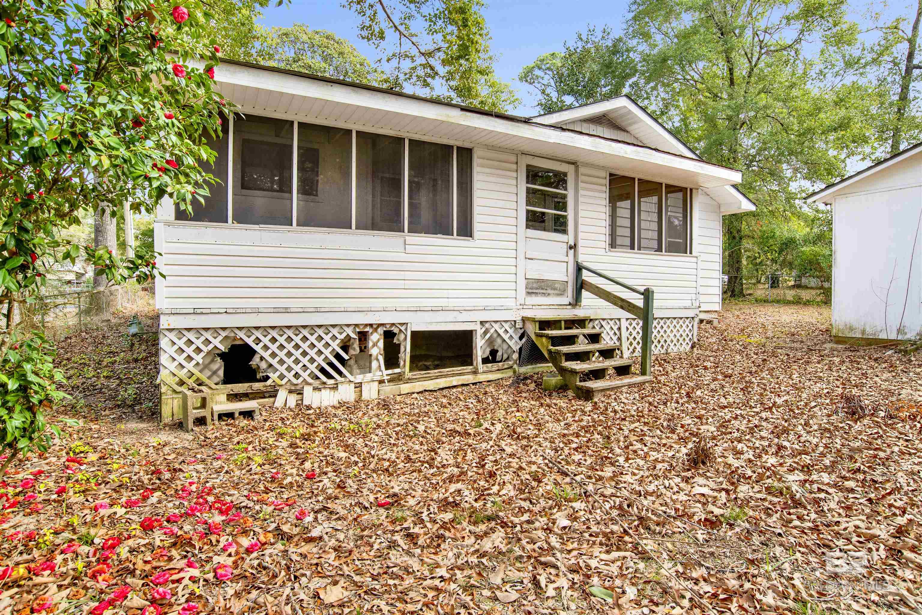 54 Nichols Avenue, Fairhope, AL, 36532