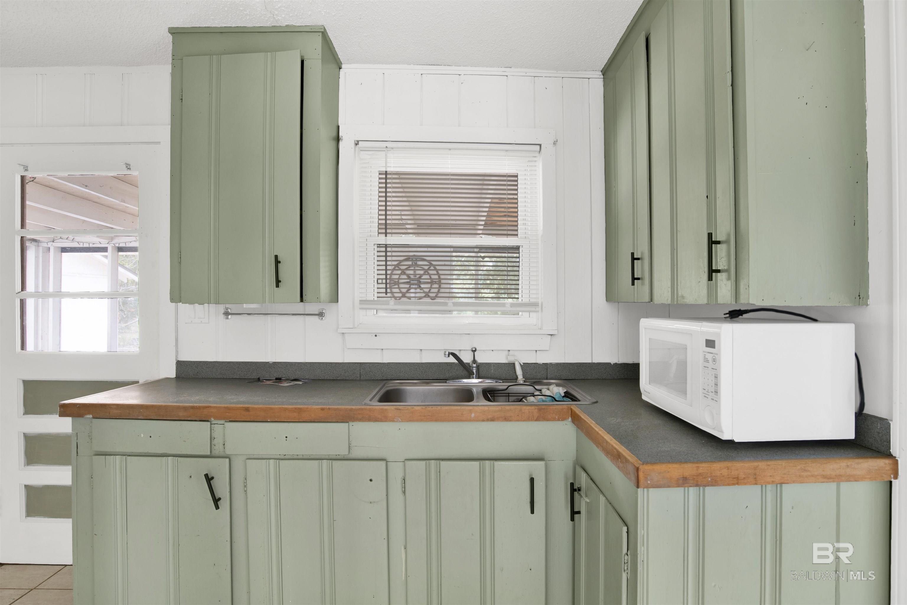 54 Nichols Avenue, Fairhope, AL, 36532