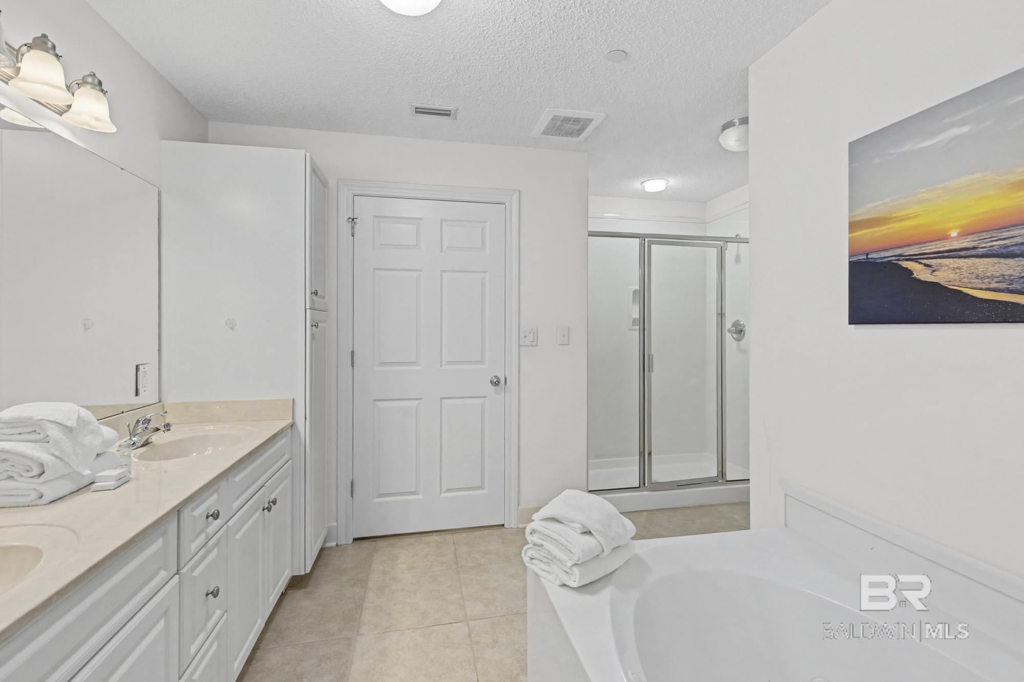  UNIT 2102, Orange Beach, AL, 36561