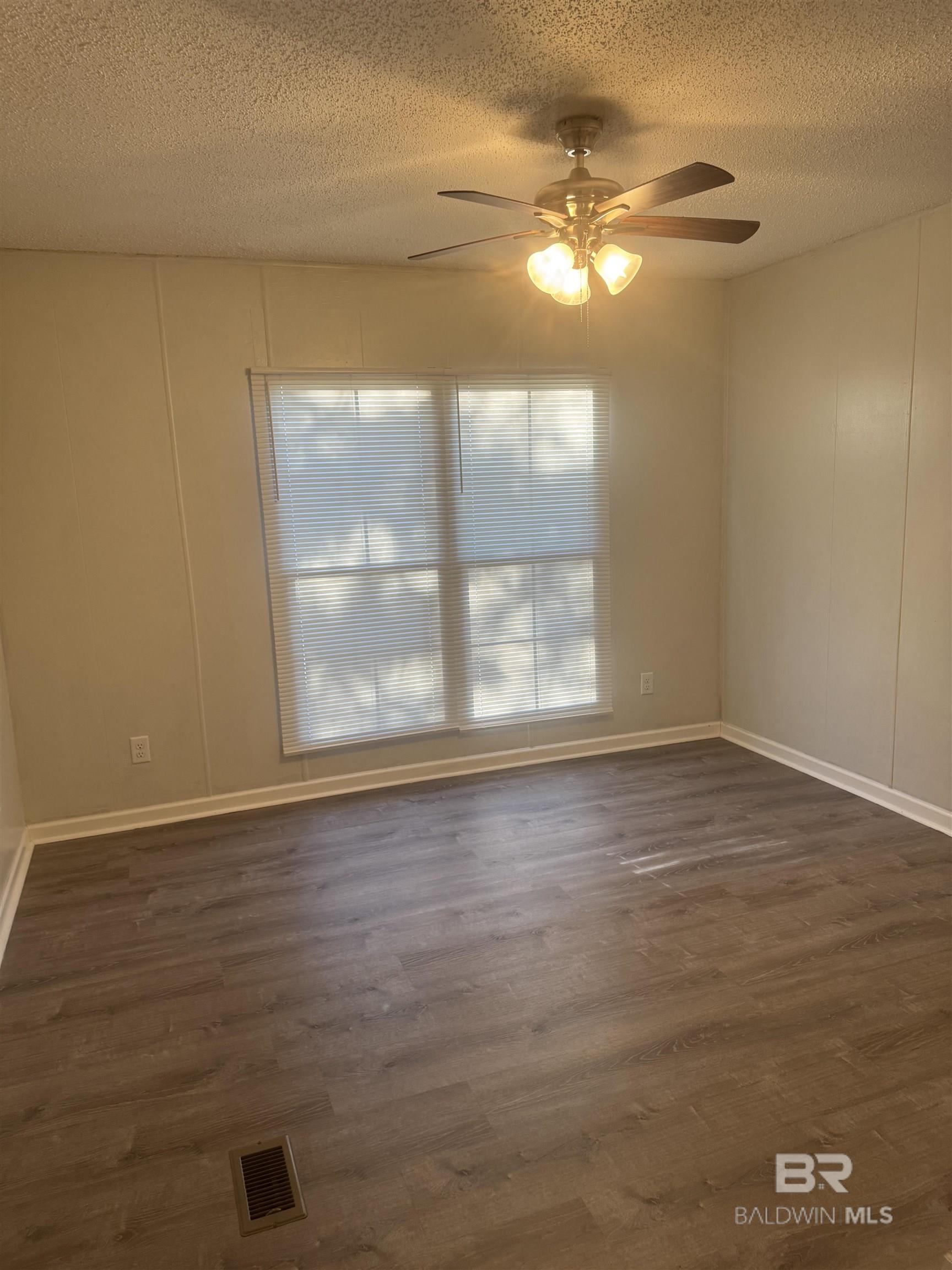 Robertsdale, AL, 36567