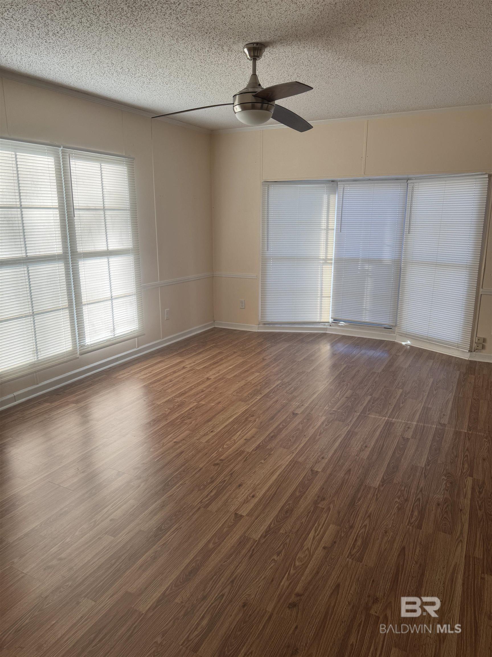 Robertsdale, AL, 36567