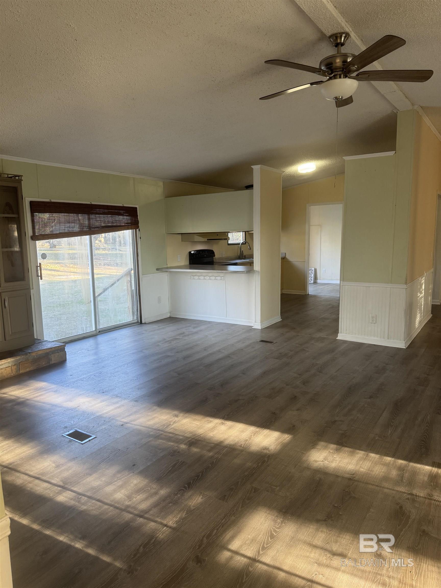 Robertsdale, AL, 36567