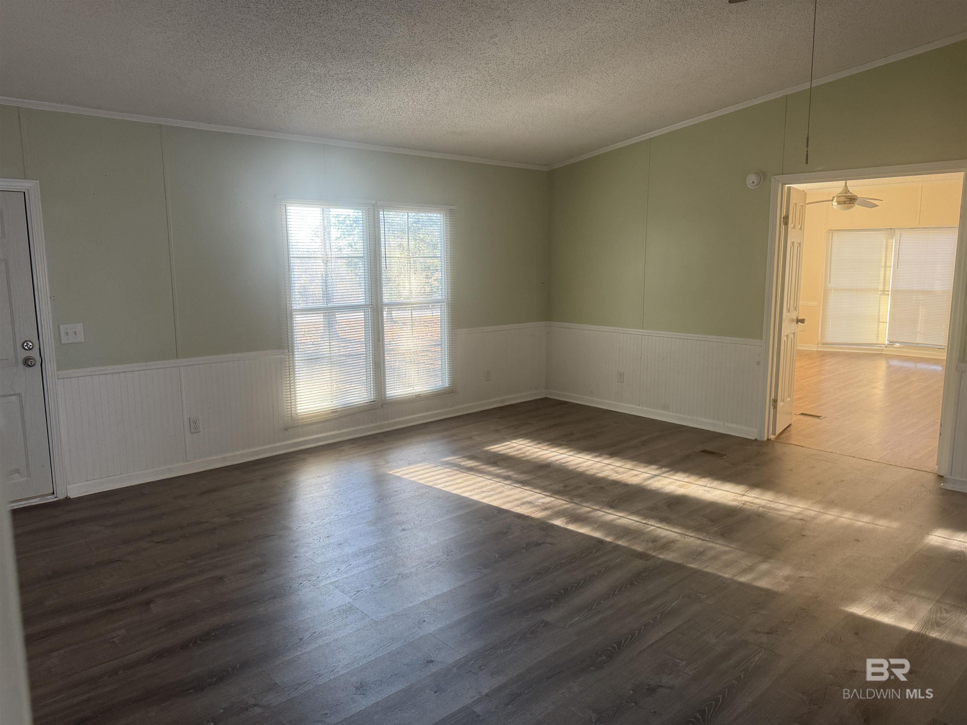 Robertsdale, AL, 36567