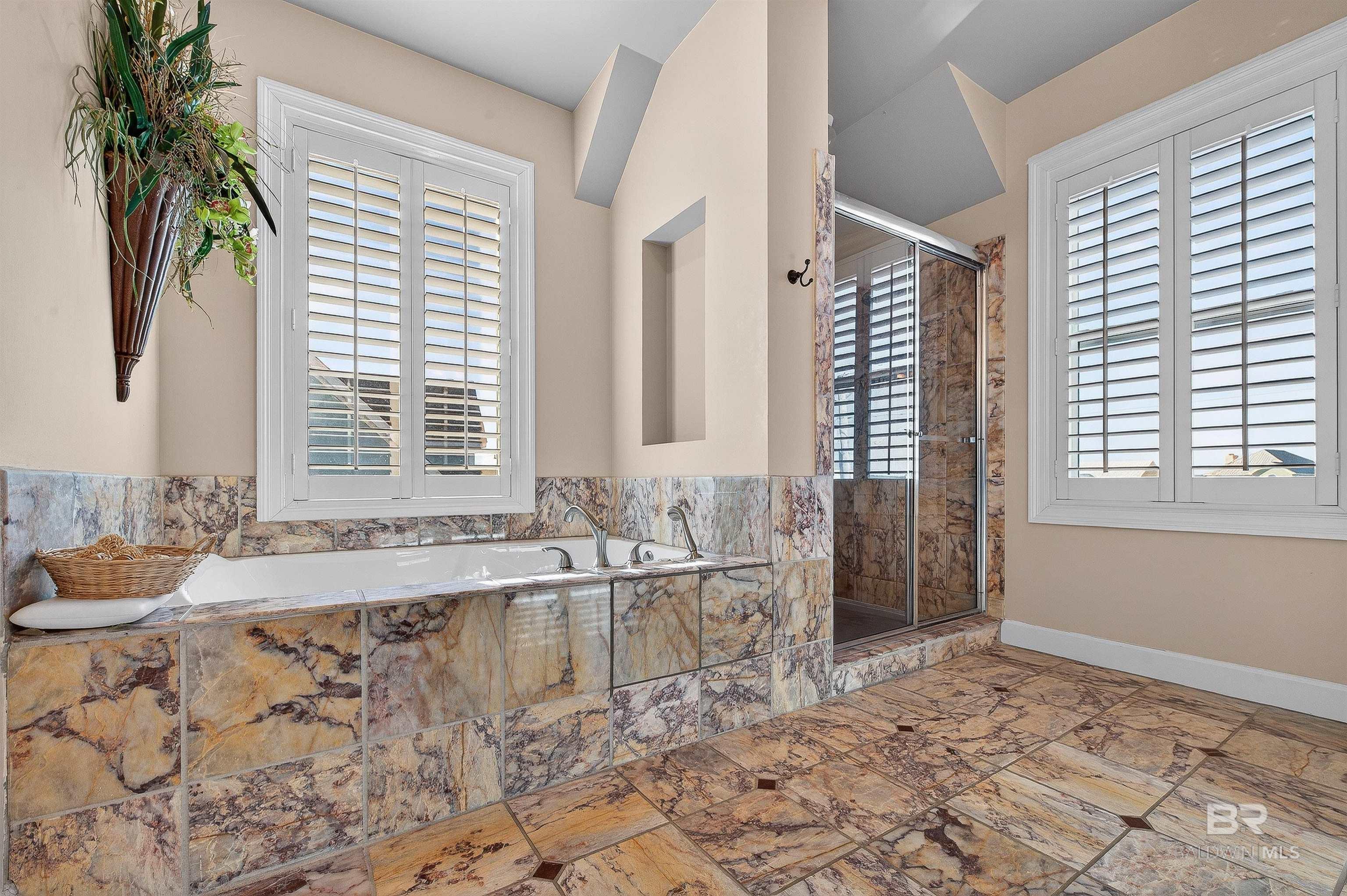 2169 W Beach Boulevard, Gulf Shores, AL, 36542