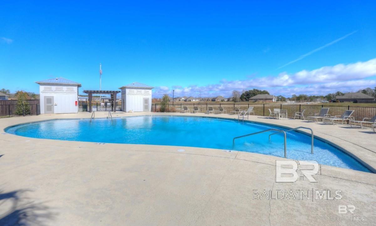 https://zimg.paragon.ice.com/ParagonImages/Property/PG/BCAR/392046/21/0/0/16ae3b7019c066fe48a8f2186c53ccba/7/d860fef6a6b062cb6bc969c46c0d600d/392046-6daa3214-abd3-4a55-a0b5-88c90a604408.JPG
