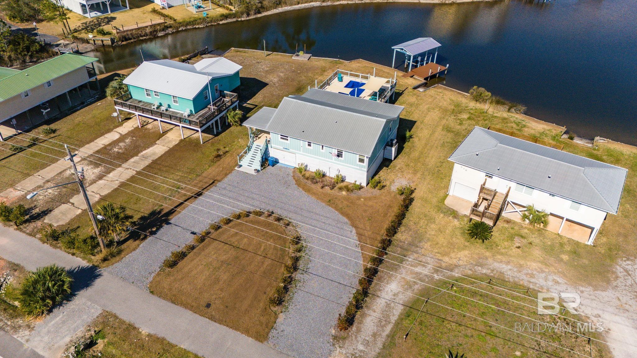 942 W Lagoon Avenue, Gulf Shores, AL, 36542