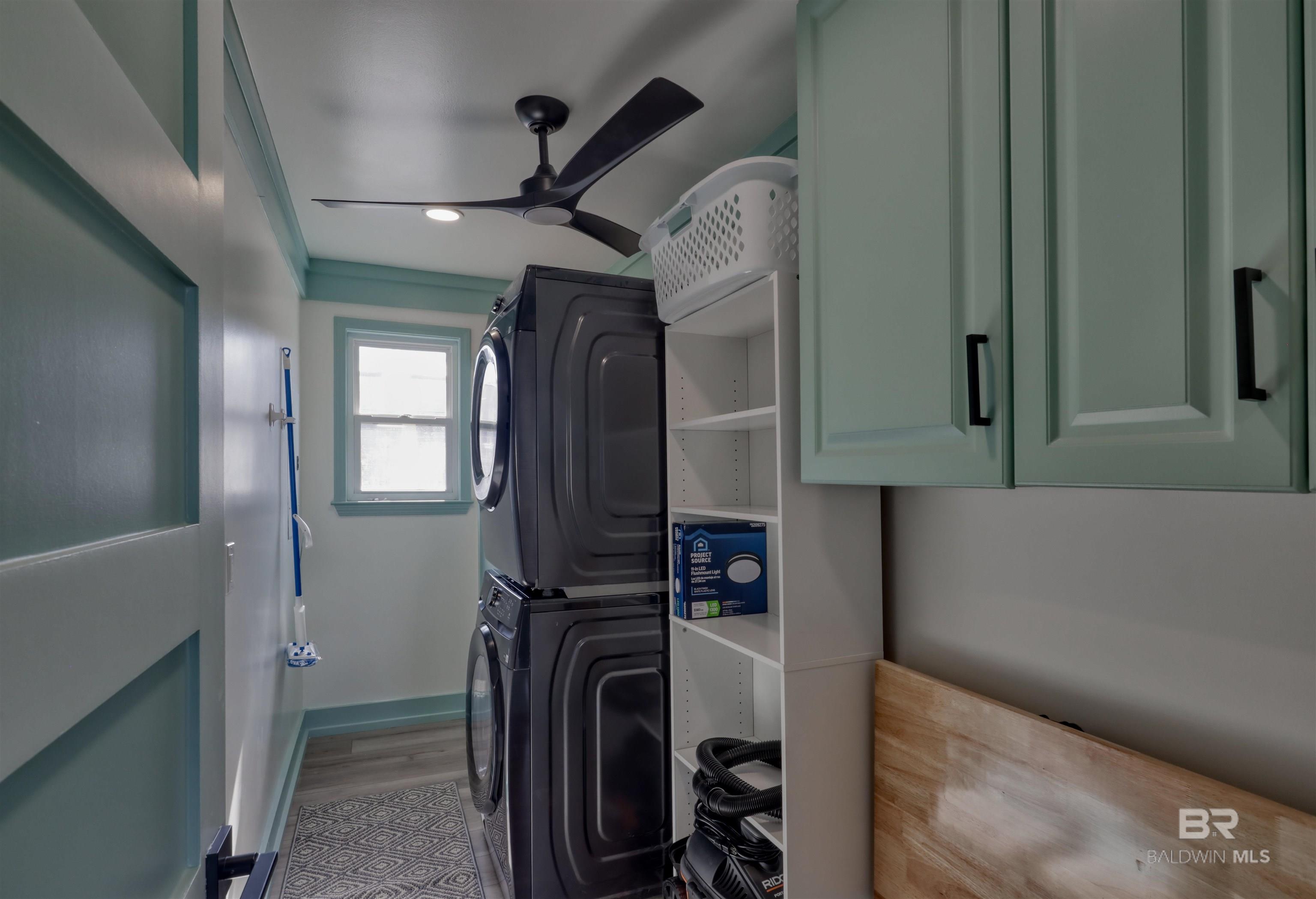 942 W Lagoon Avenue, Gulf Shores, AL, 36542