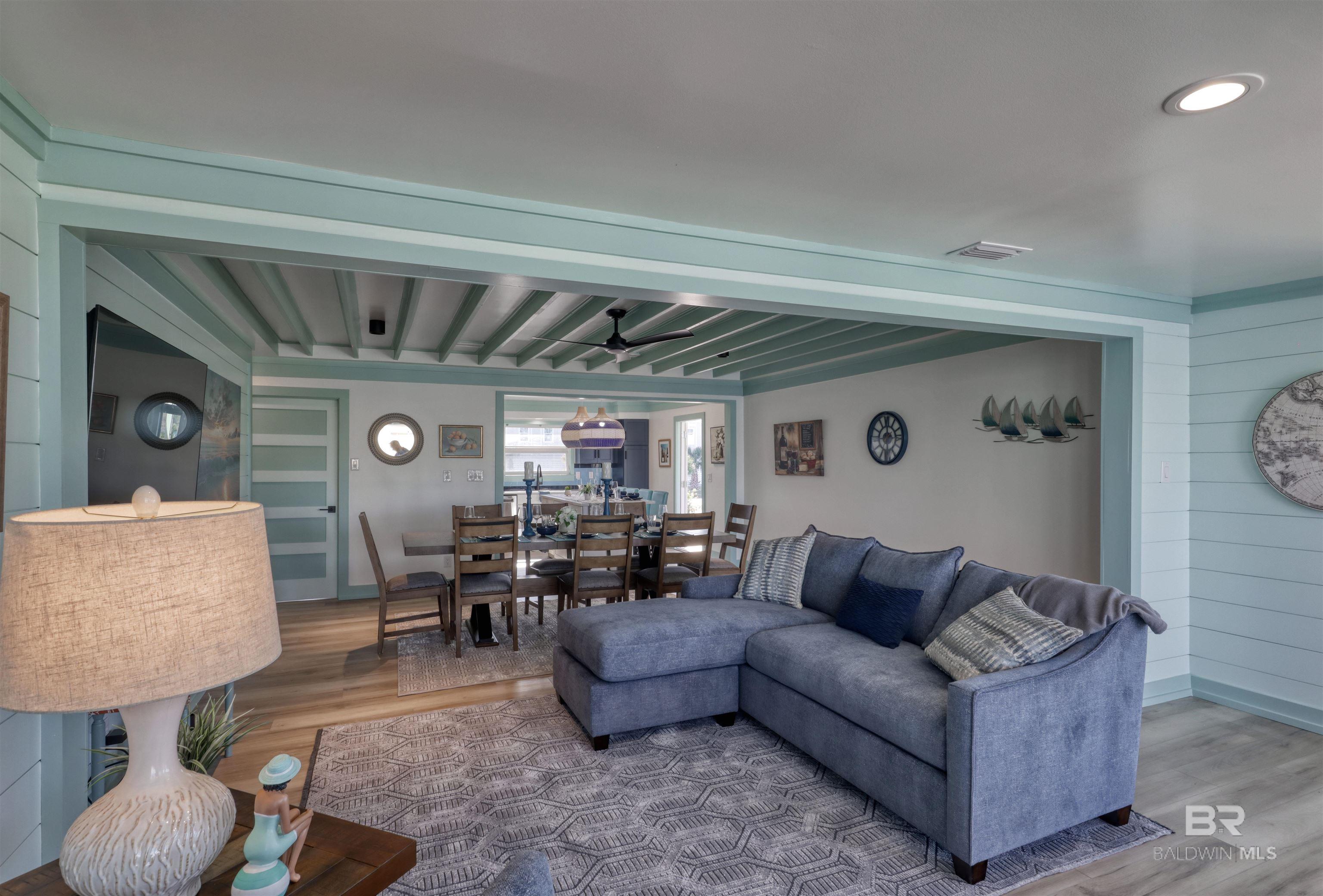 942 W Lagoon Avenue, Gulf Shores, AL, 36542