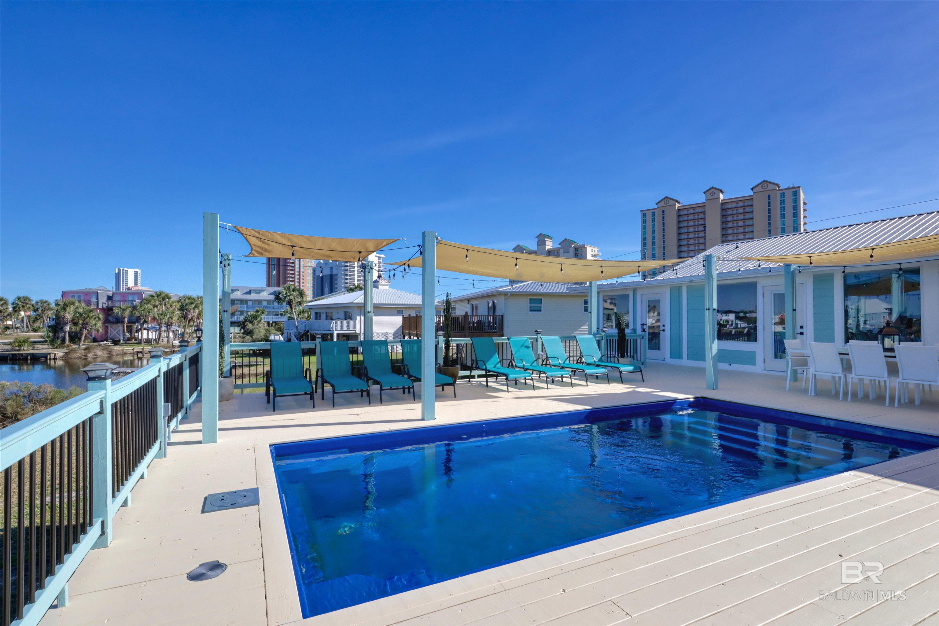 942 W Lagoon Avenue, Gulf Shores, AL, 36542