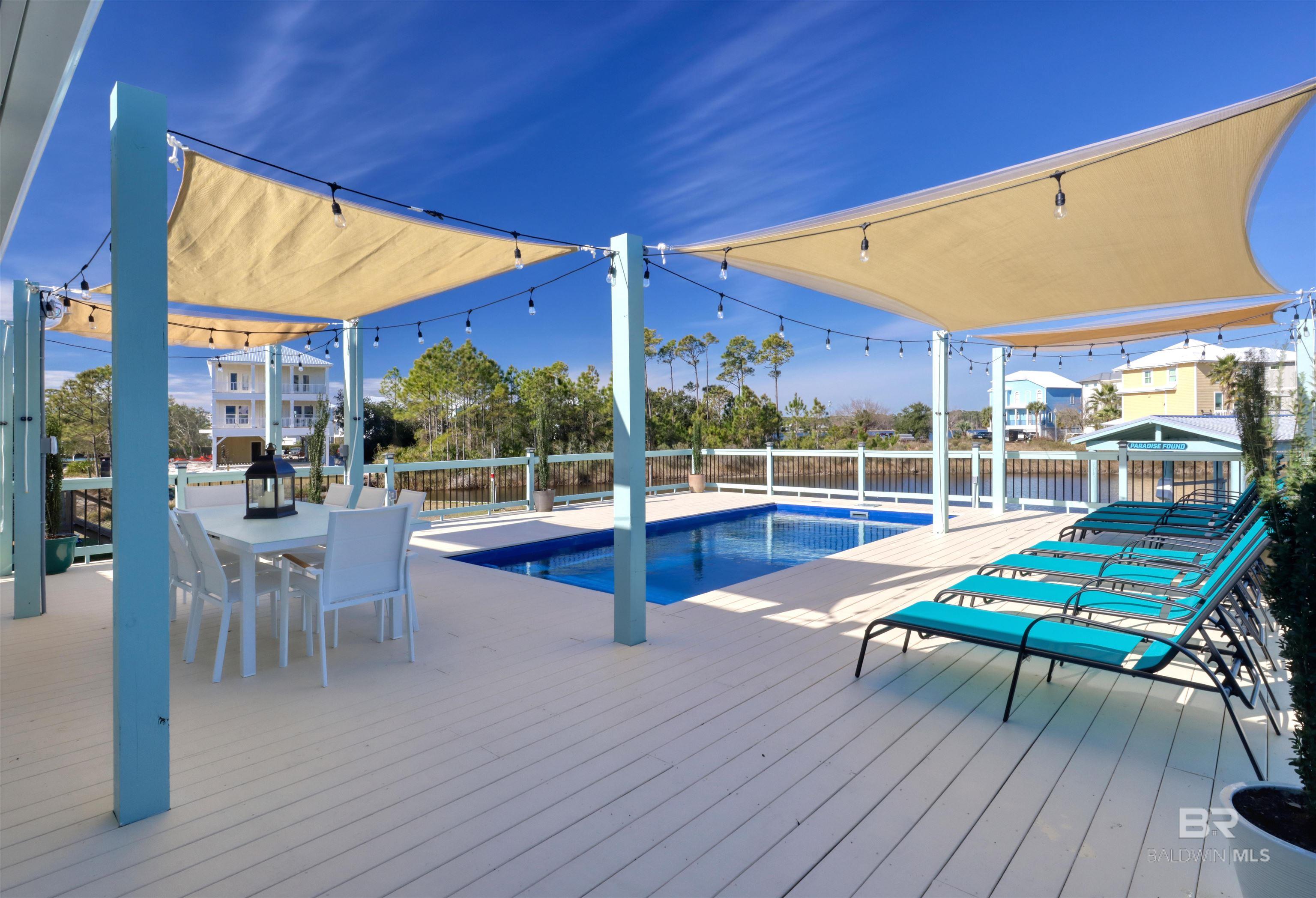 942 W Lagoon Avenue, Gulf Shores, AL, 36542