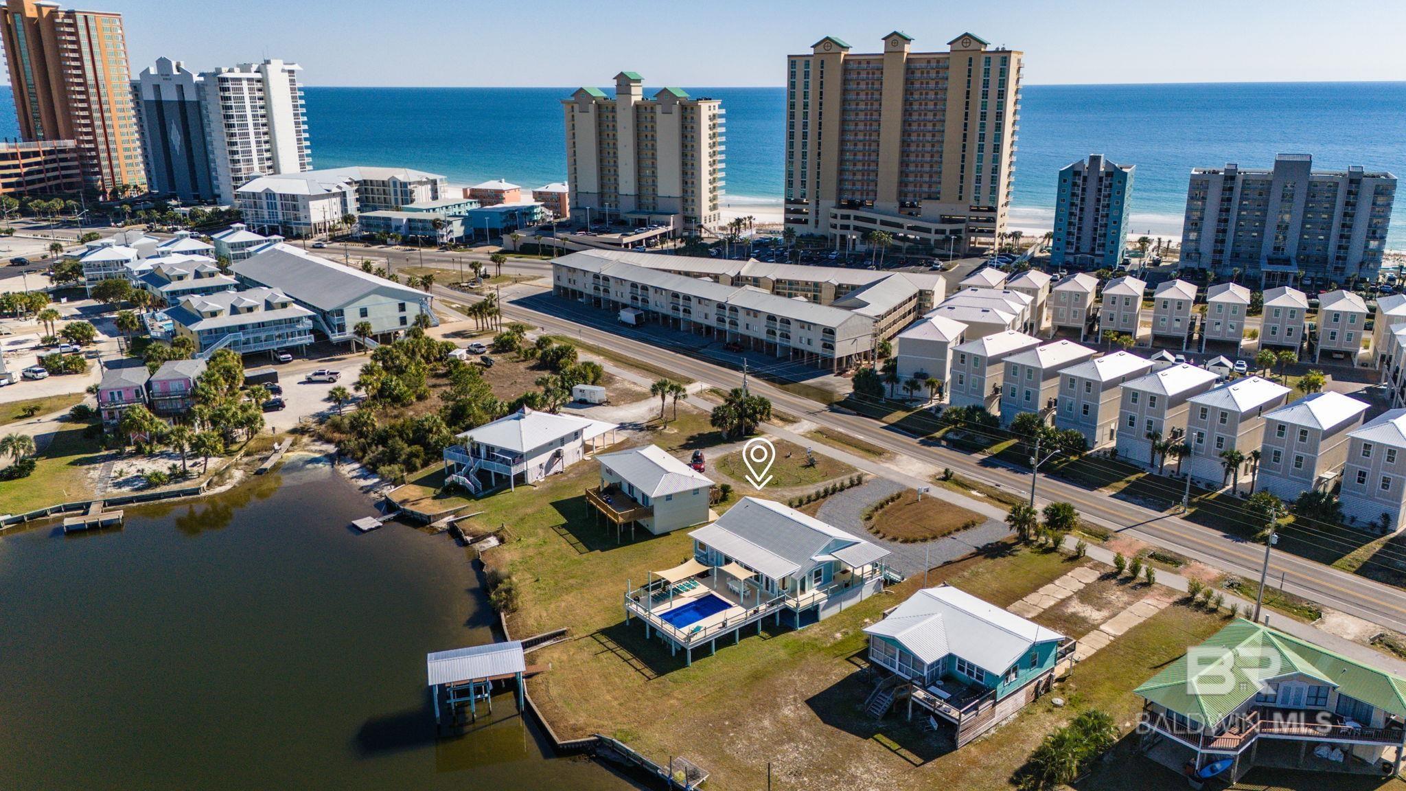 942 W Lagoon Avenue, Gulf Shores, AL, 36542