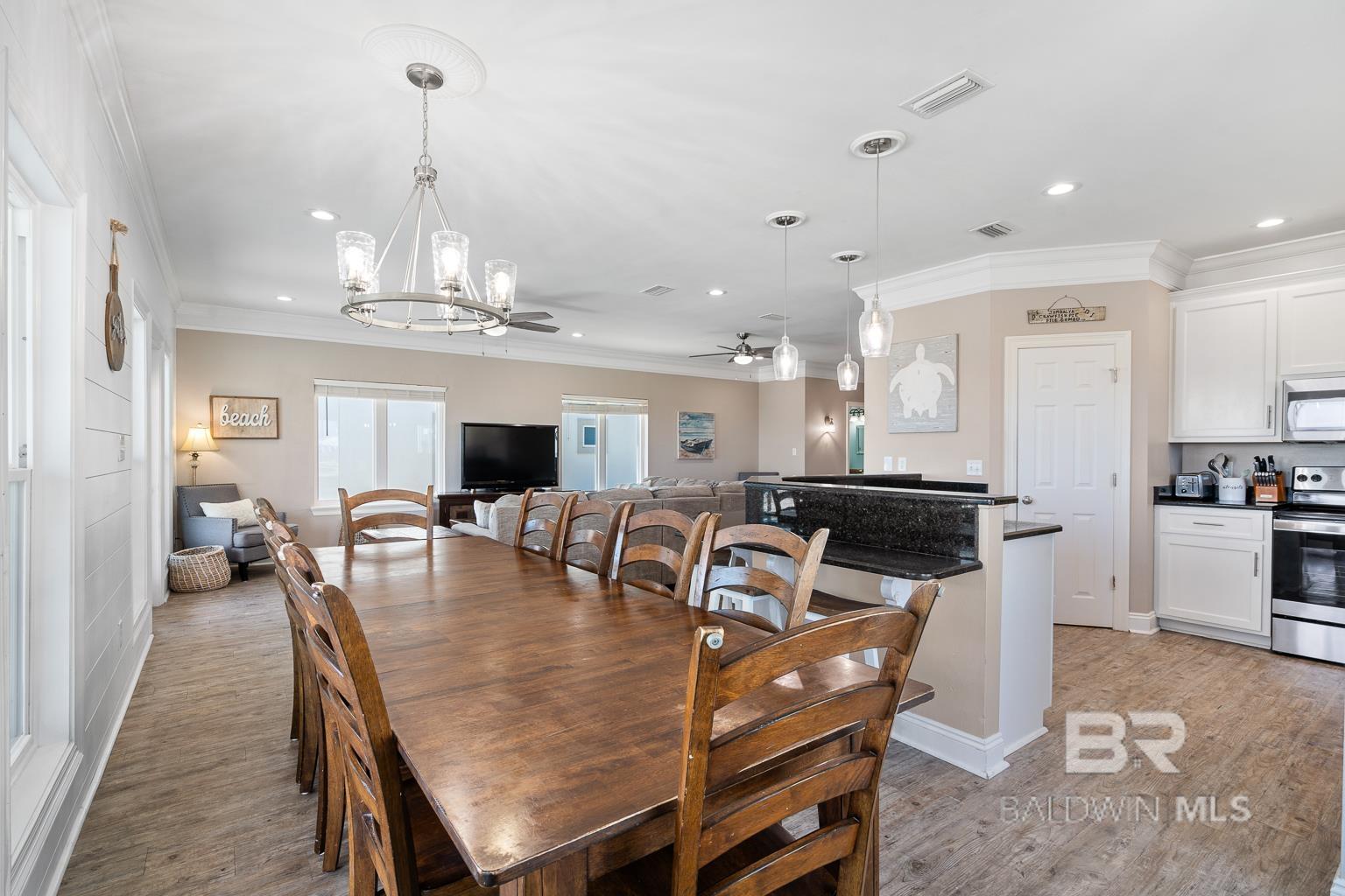 1402 W Dune Drive, Gulf Shores, AL, 36542