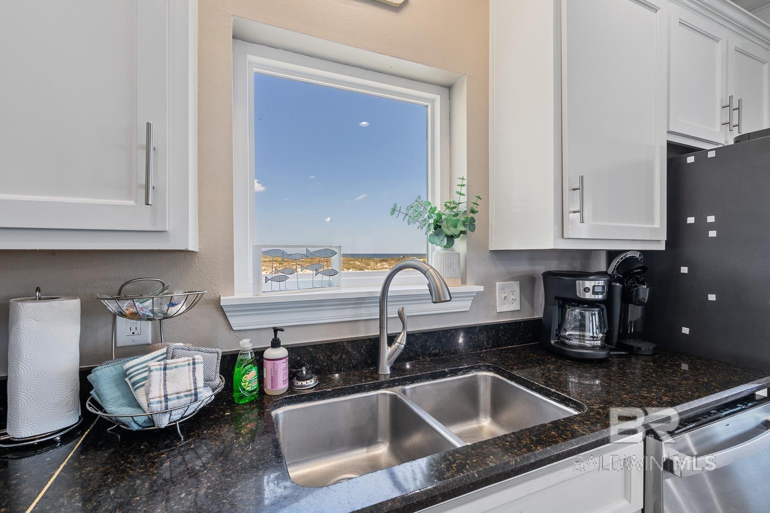 1402 W Dune Drive, Gulf Shores, AL, 36542